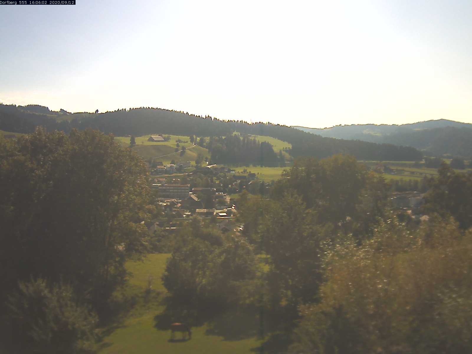 Webcam-Bild: Aussicht vom Dorfberg in Langnau 20200912-160601