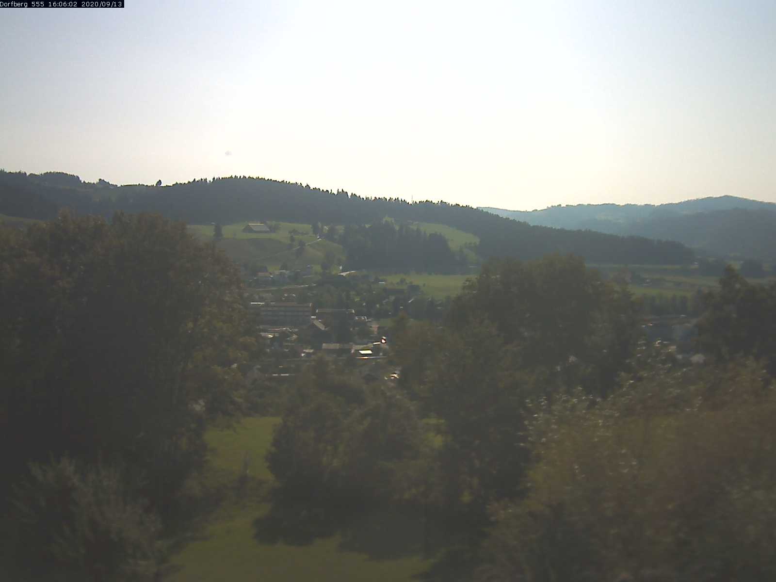 Webcam-Bild: Aussicht vom Dorfberg in Langnau 20200913-160601