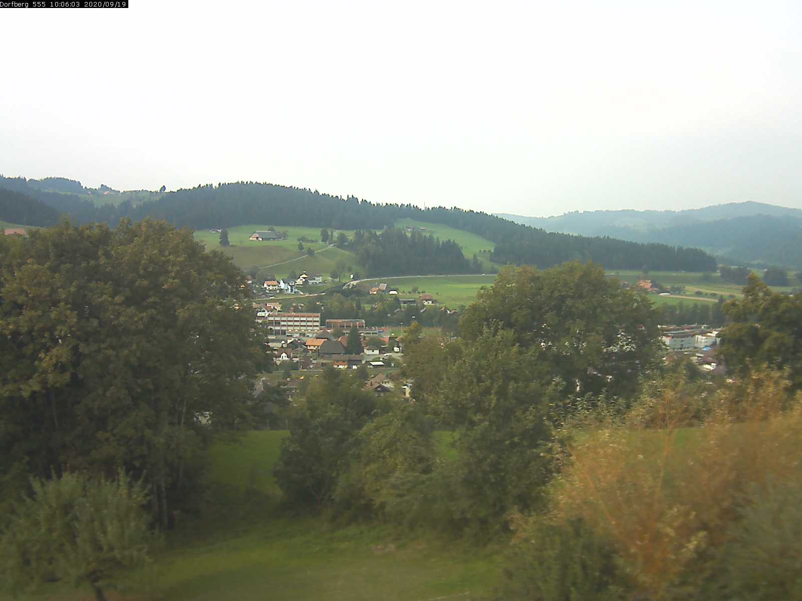 Webcam-Bild: Aussicht vom Dorfberg in Langnau 20200919-100601