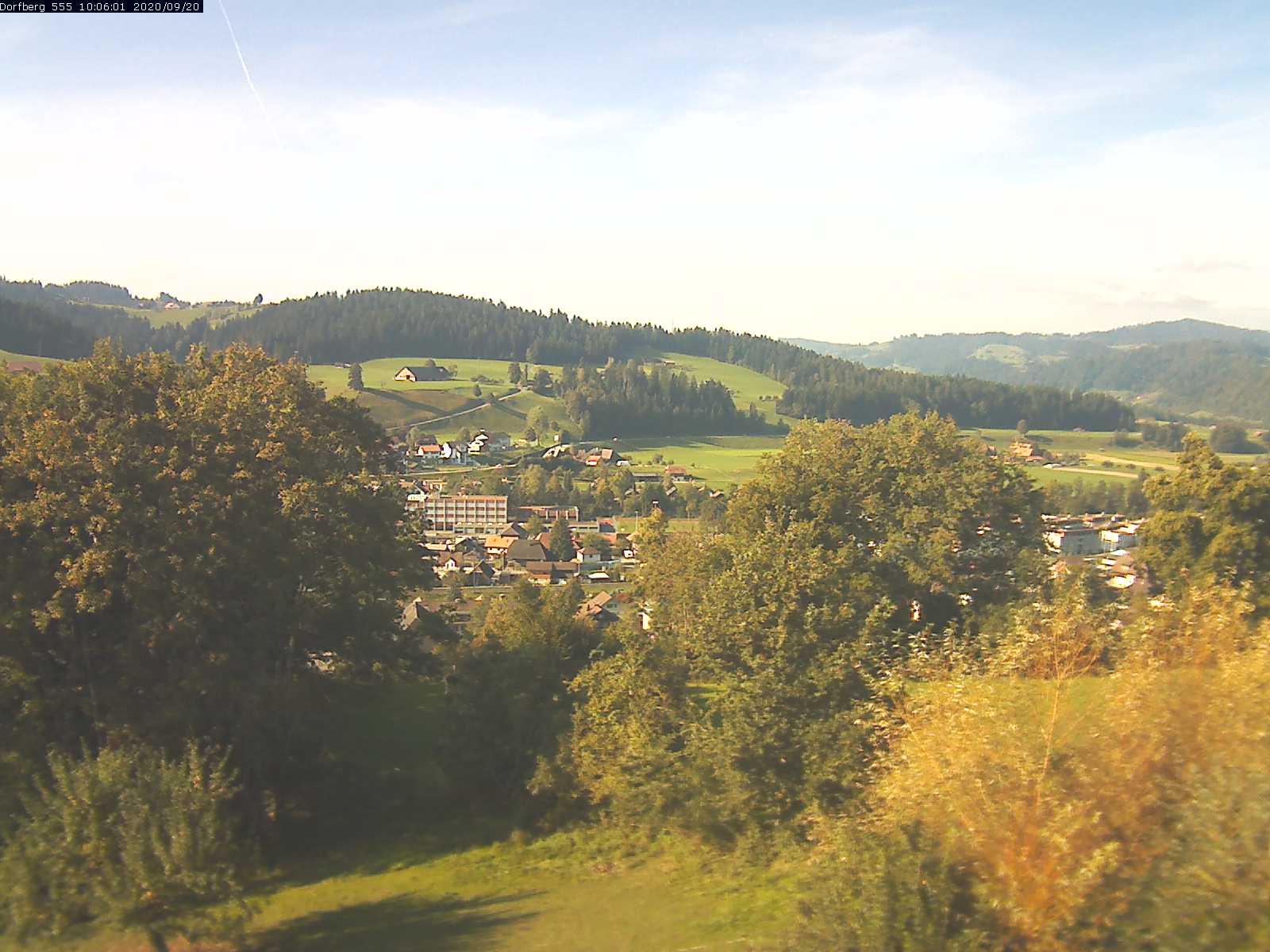 Webcam-Bild: Aussicht vom Dorfberg in Langnau 20200920-100601