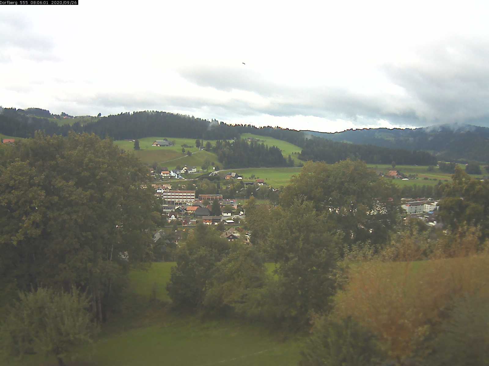 Webcam-Bild: Aussicht vom Dorfberg in Langnau 20200926-080601