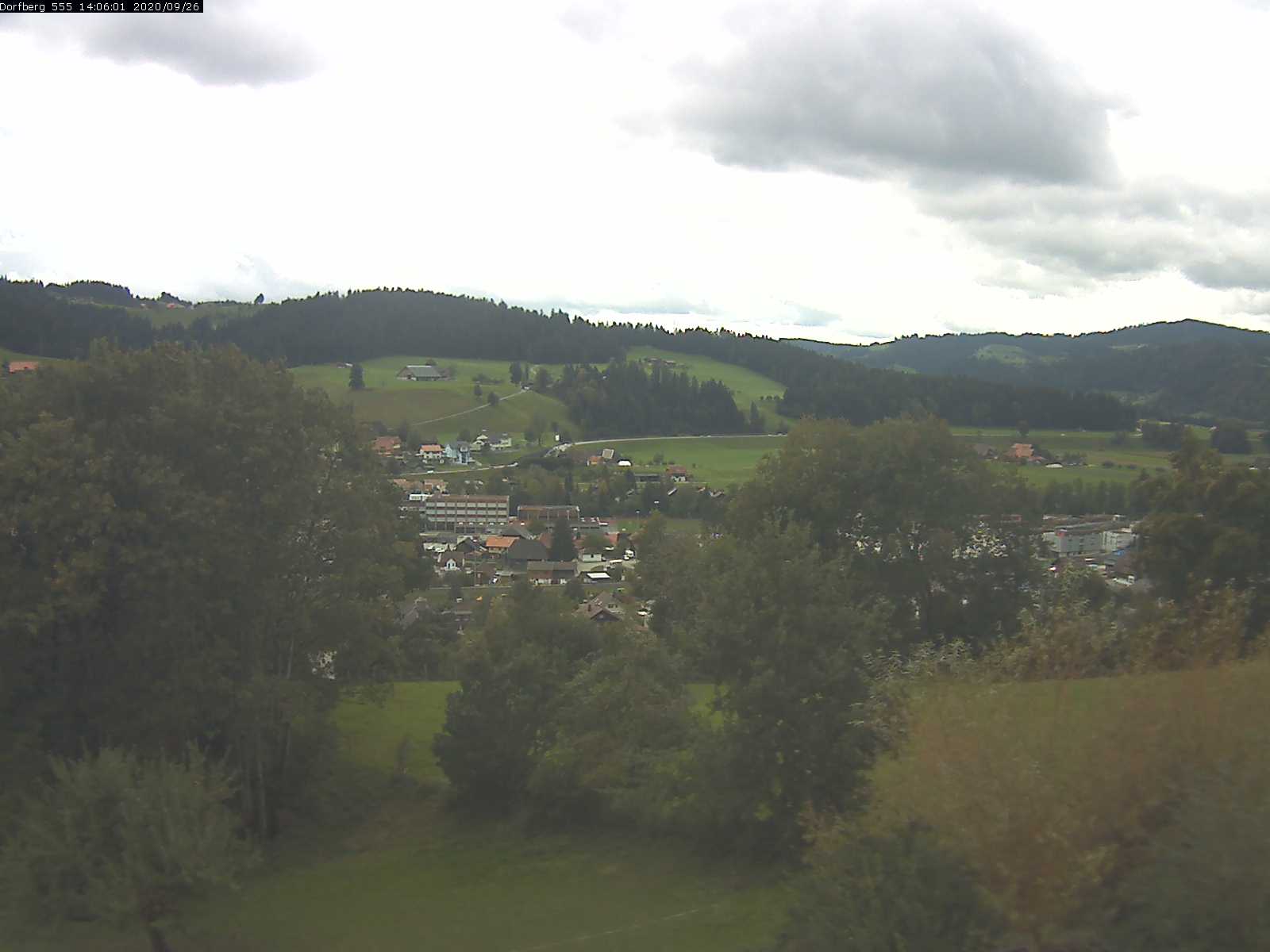 Webcam-Bild: Aussicht vom Dorfberg in Langnau 20200926-140601