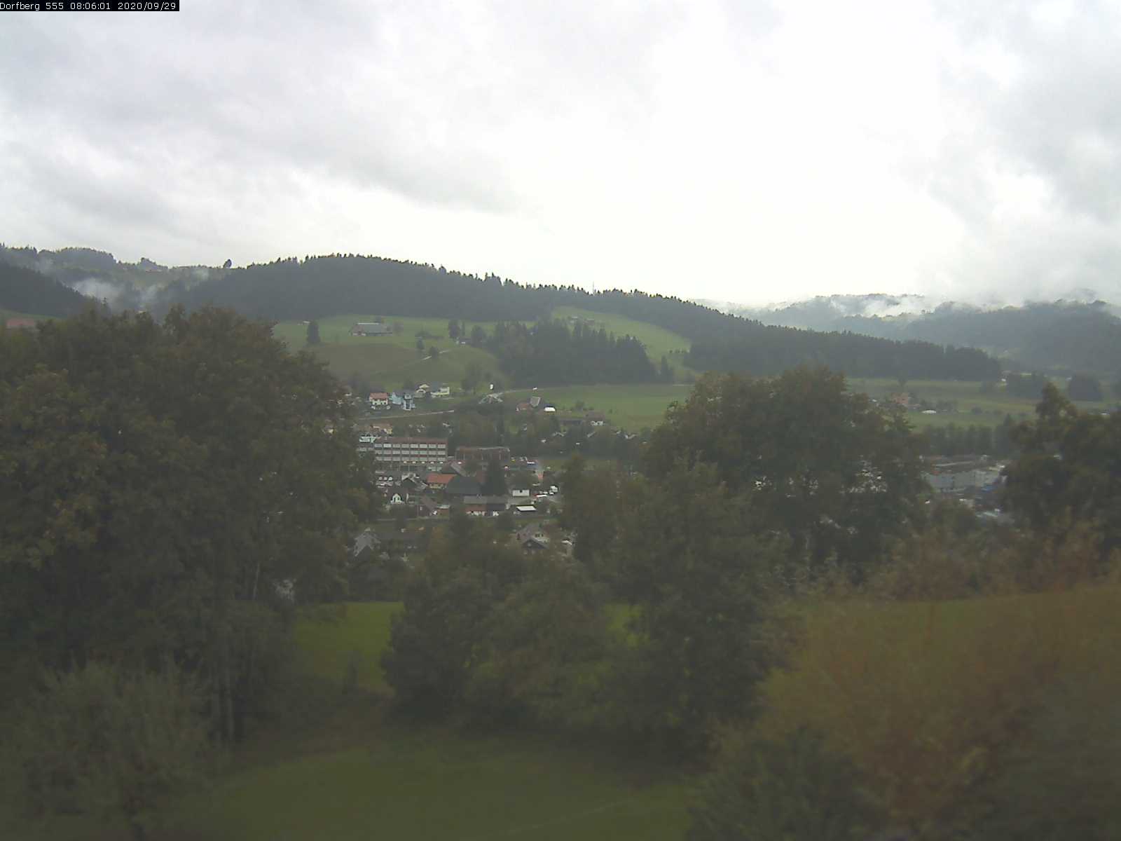 Webcam-Bild: Aussicht vom Dorfberg in Langnau 20200929-080601
