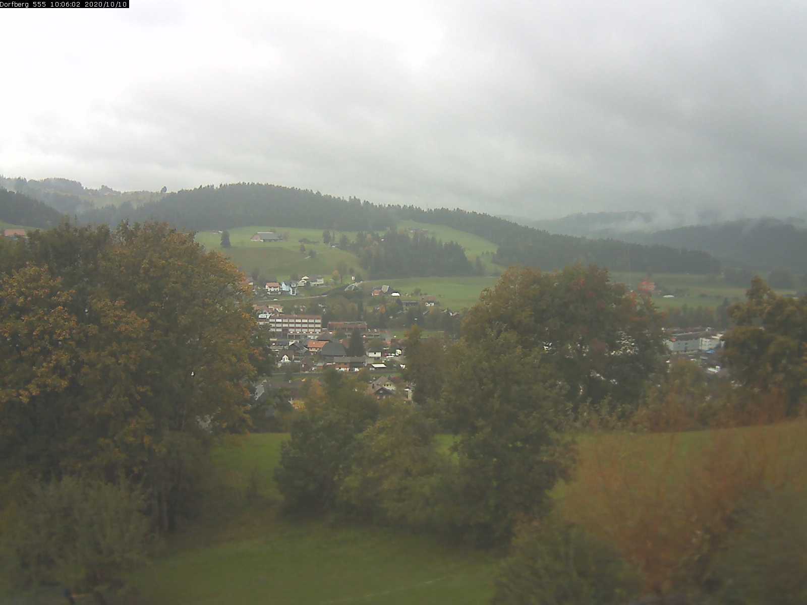 Webcam-Bild: Aussicht vom Dorfberg in Langnau 20201010-100601