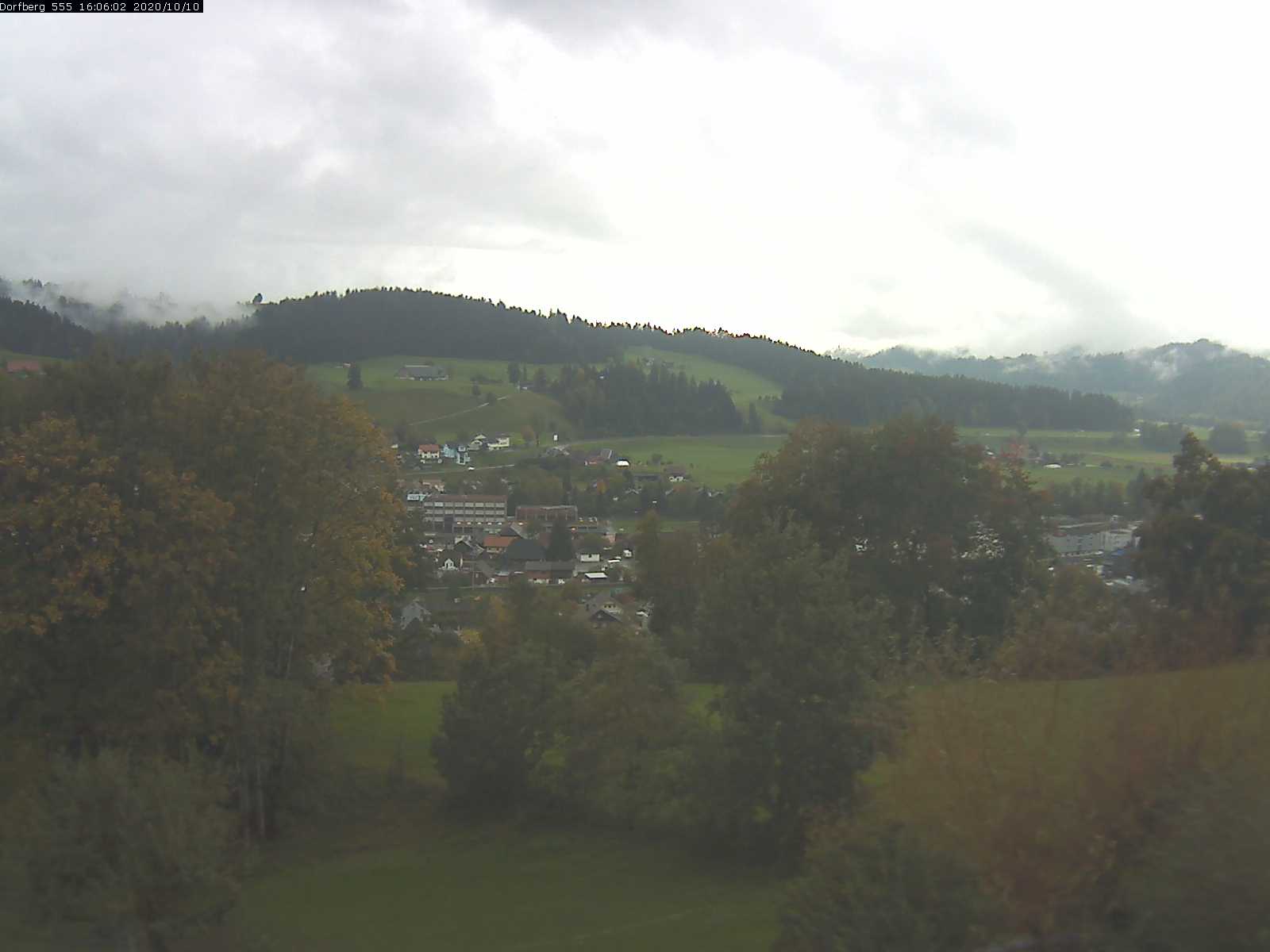 Webcam-Bild: Aussicht vom Dorfberg in Langnau 20201010-160601