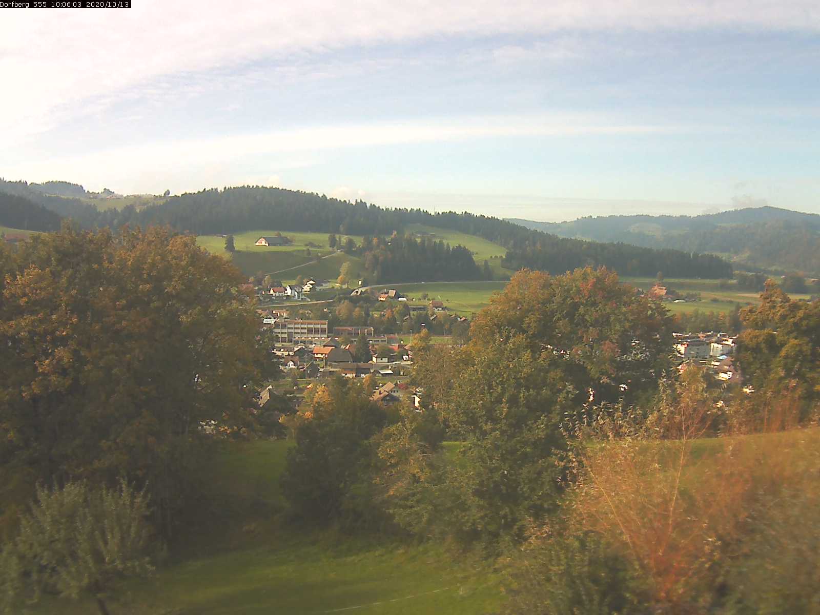 Webcam-Bild: Aussicht vom Dorfberg in Langnau 20201013-100601