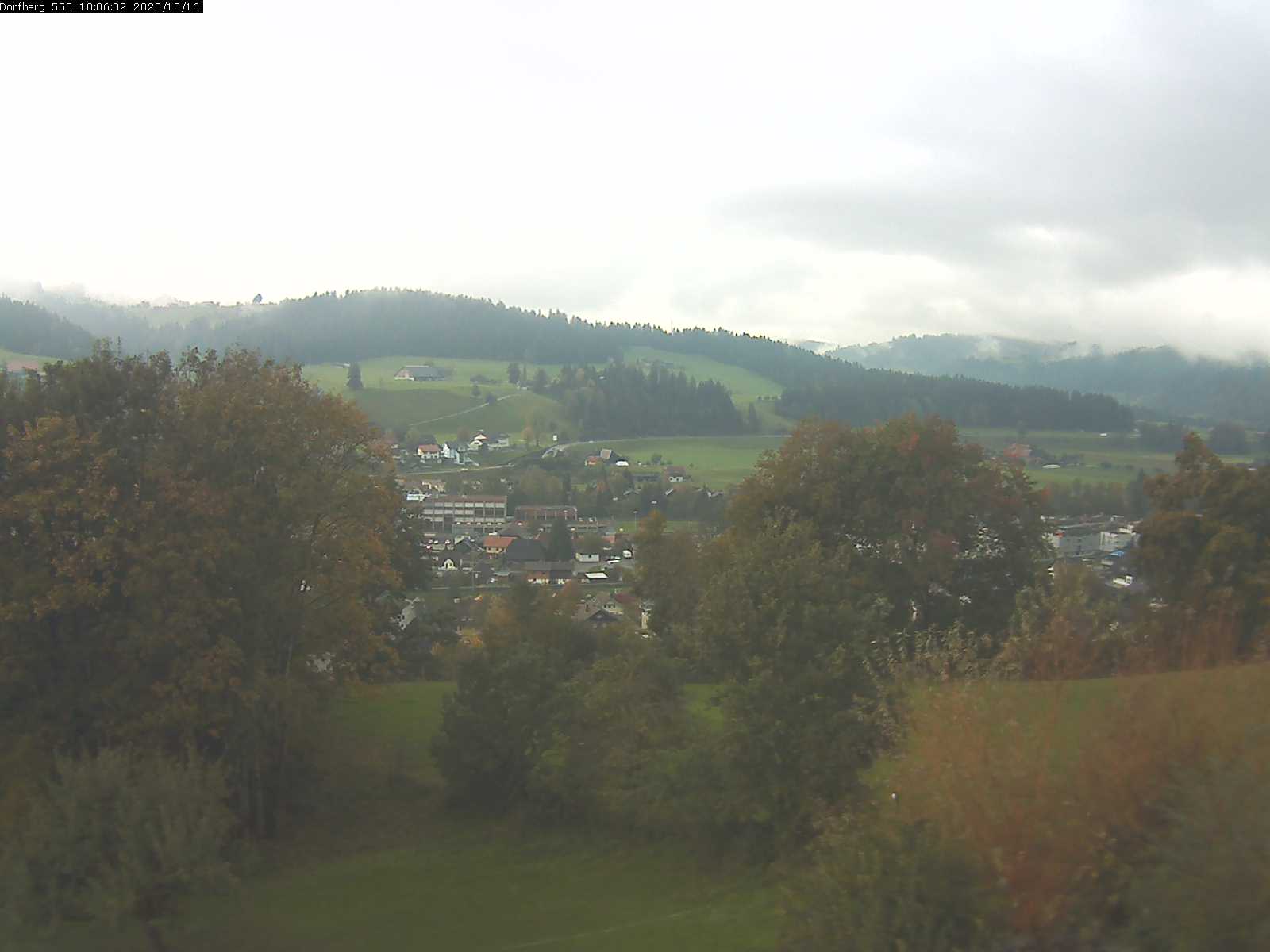 Webcam-Bild: Aussicht vom Dorfberg in Langnau 20201016-100601