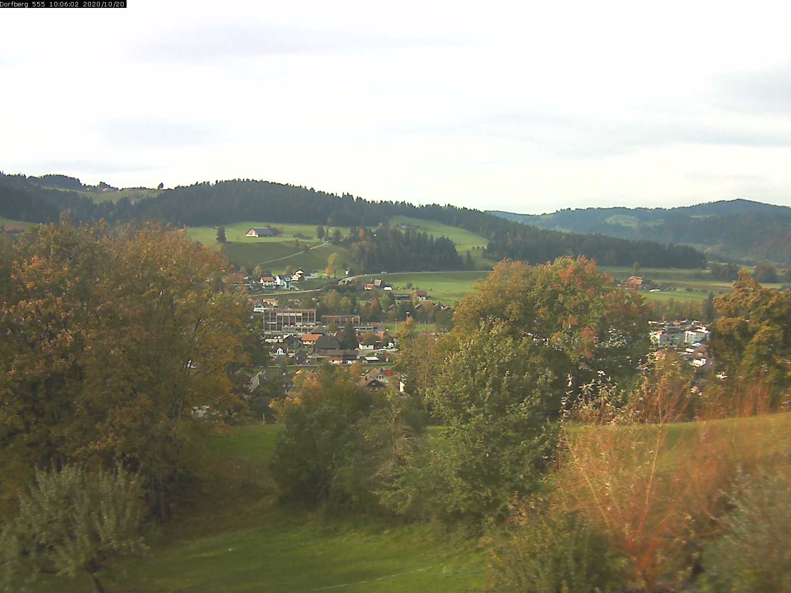 Webcam-Bild: Aussicht vom Dorfberg in Langnau 20201020-100601