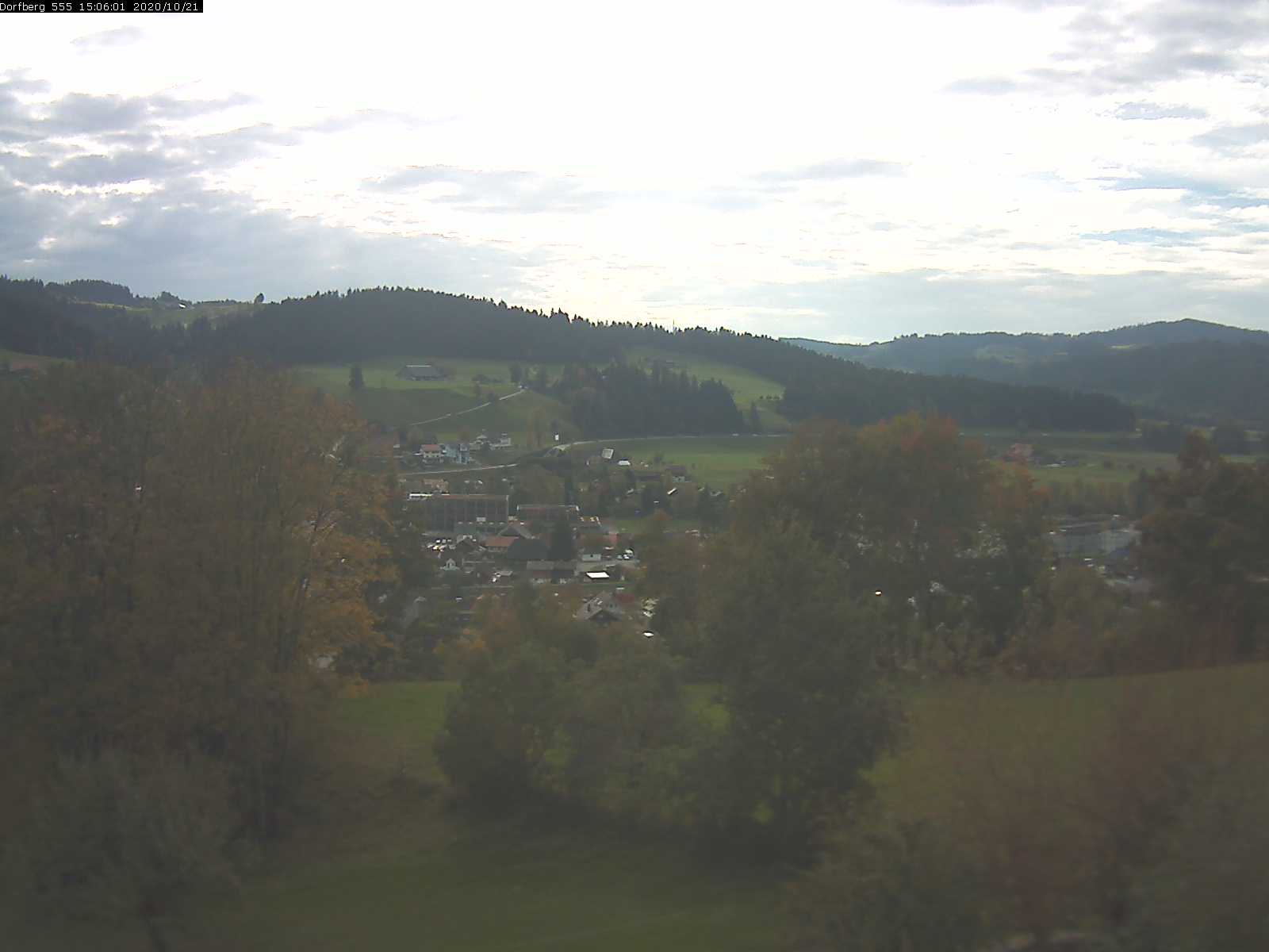 Webcam-Bild: Aussicht vom Dorfberg in Langnau 20201021-150601