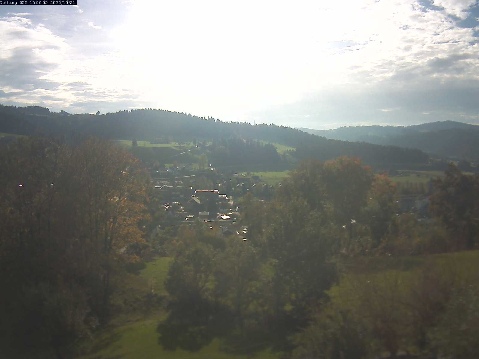 Webcam-Bild: Aussicht vom Dorfberg in Langnau 20201021-160601