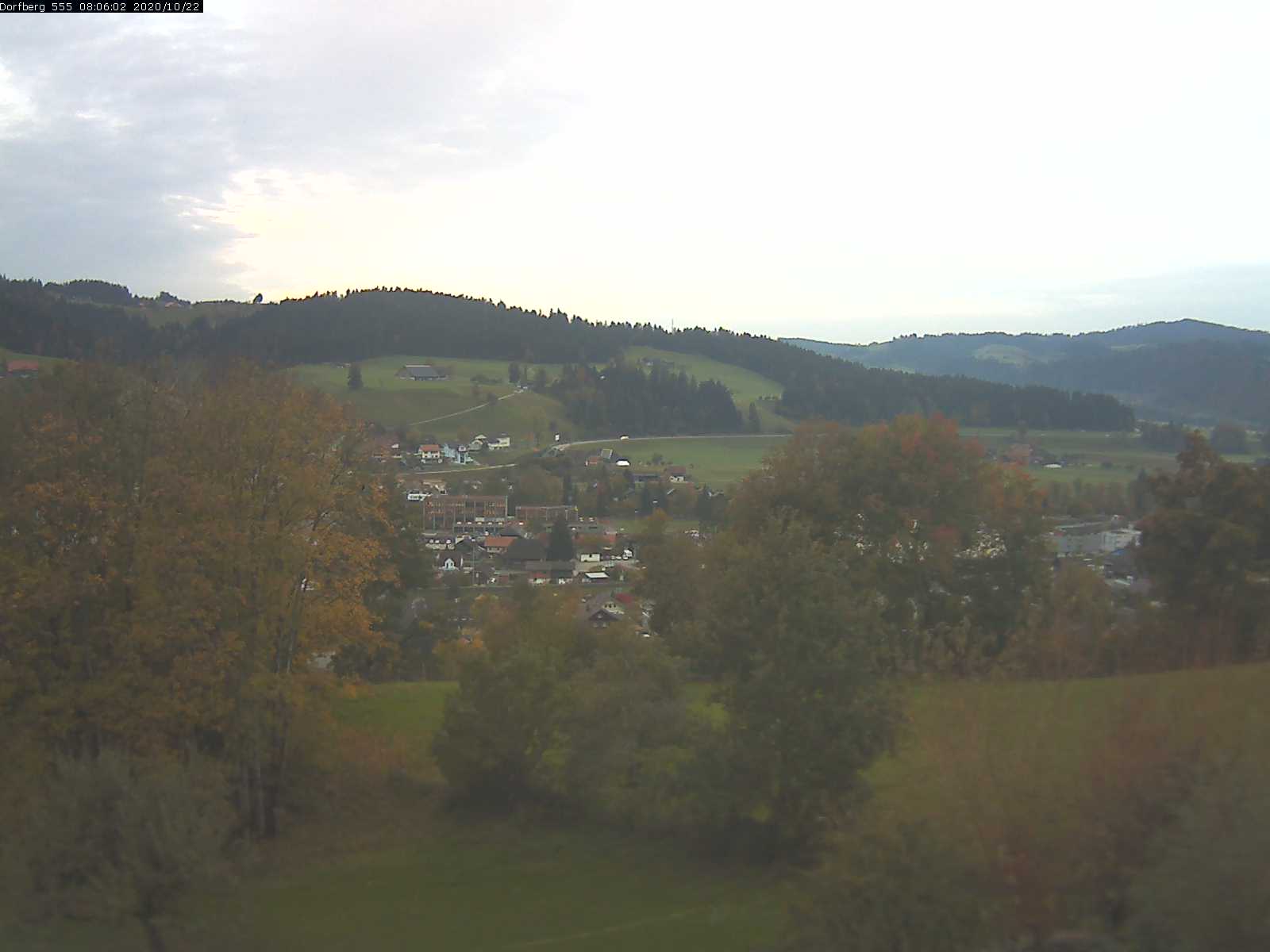 Webcam-Bild: Aussicht vom Dorfberg in Langnau 20201022-080601