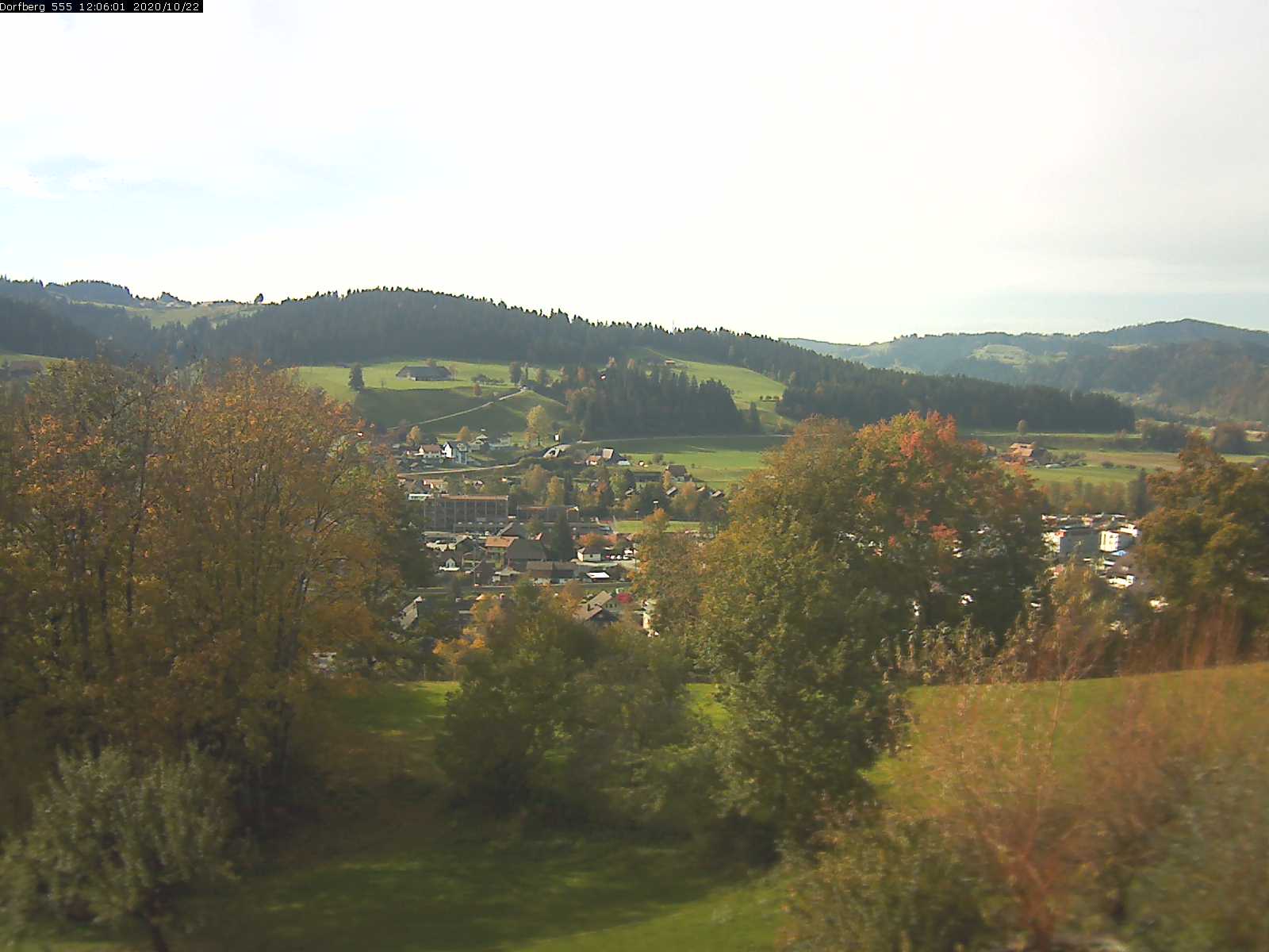 Webcam-Bild: Aussicht vom Dorfberg in Langnau 20201022-120601