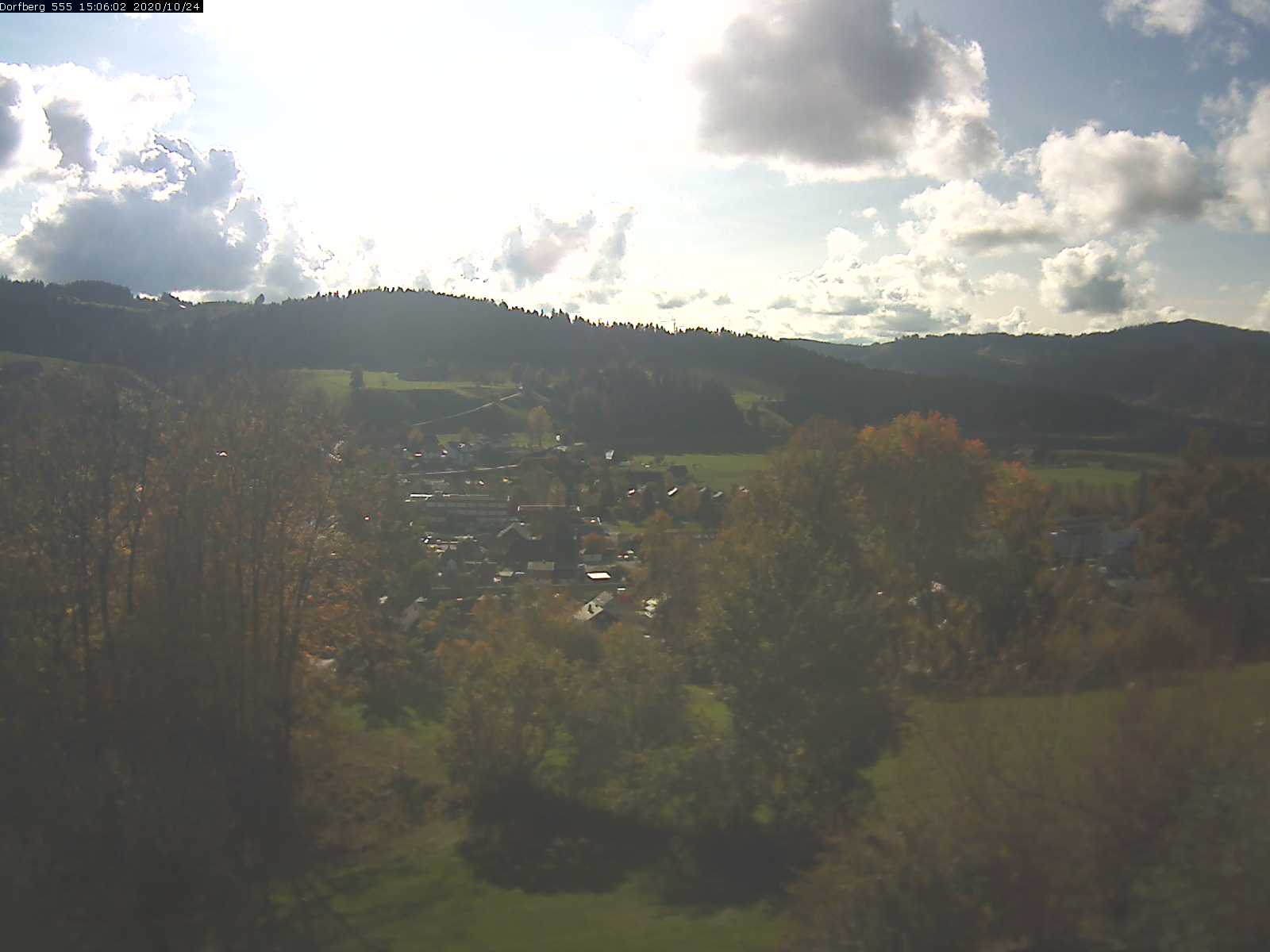 Webcam-Bild: Aussicht vom Dorfberg in Langnau 20201024-150601