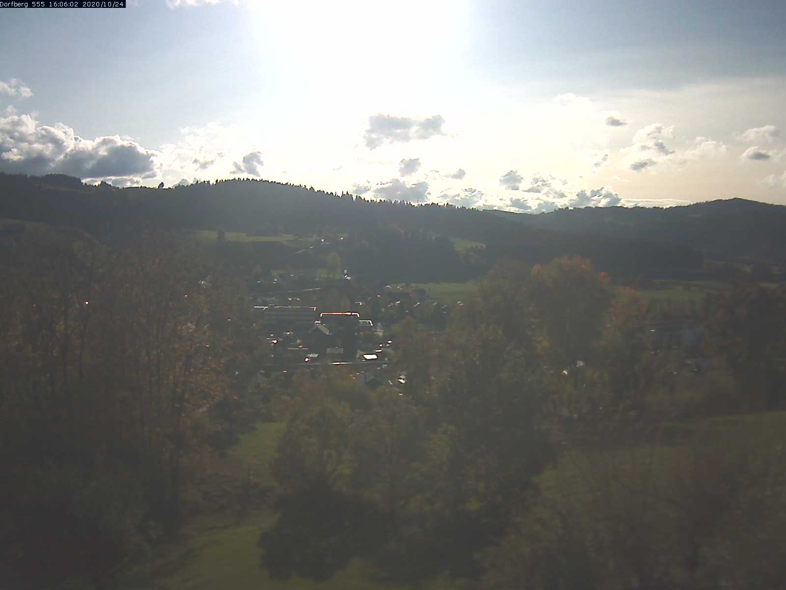 Webcam-Bild: Aussicht vom Dorfberg in Langnau 20201024-160601