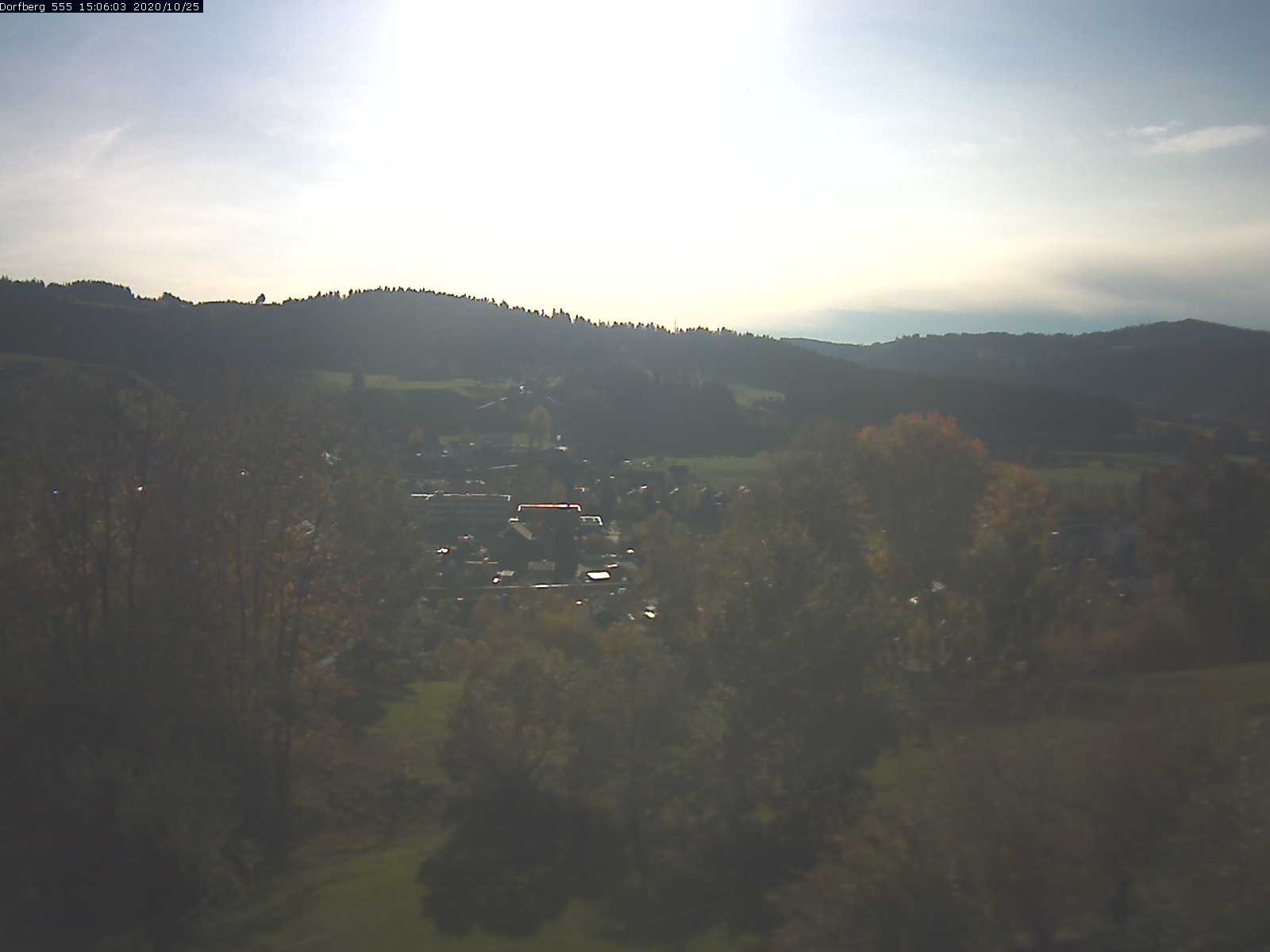 Webcam-Bild: Aussicht vom Dorfberg in Langnau 20201025-150601