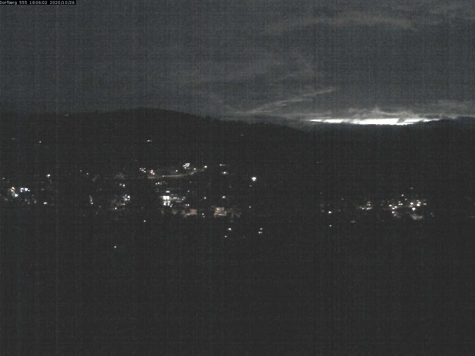 Webcam-Bild: Aussicht vom Dorfberg in Langnau 20201026-180601