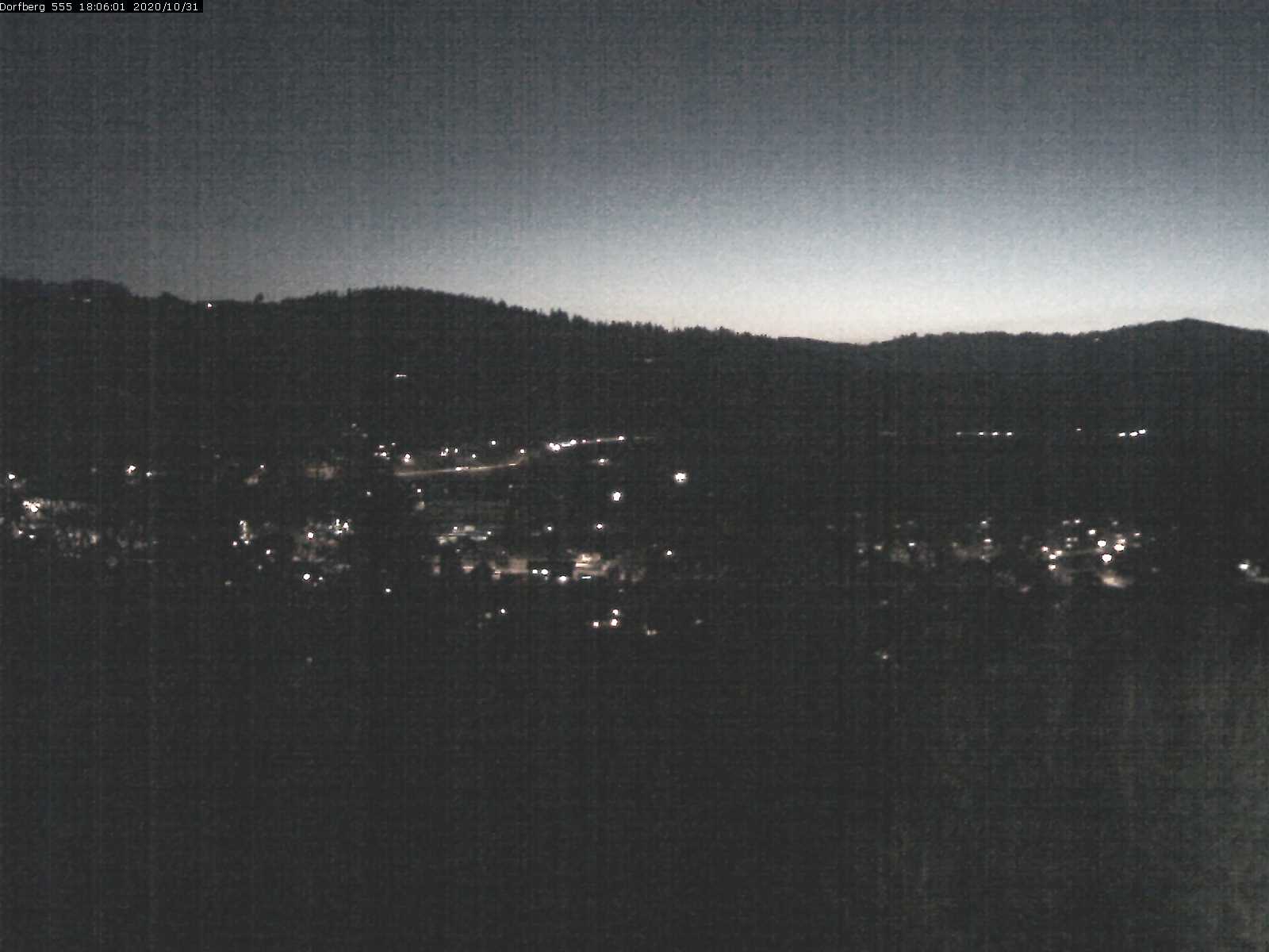 Webcam-Bild: Aussicht vom Dorfberg in Langnau 20201031-180601