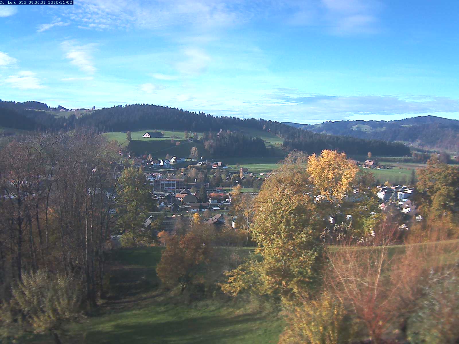 Webcam-Bild: Aussicht vom Dorfberg in Langnau 20201102-090601
