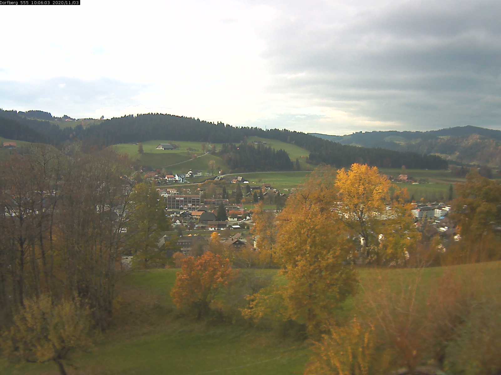 Webcam-Bild: Aussicht vom Dorfberg in Langnau 20201103-100602