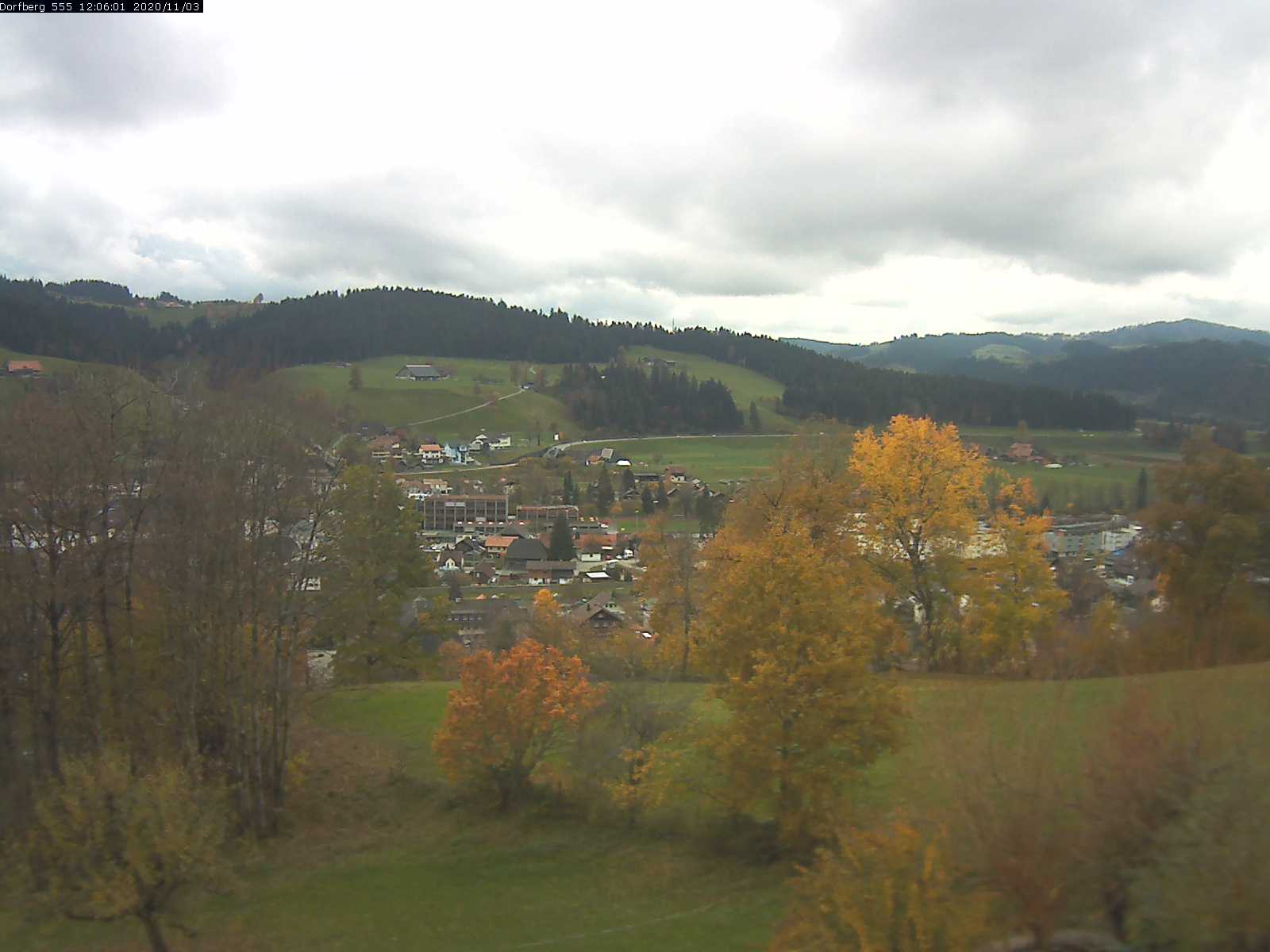 Webcam-Bild: Aussicht vom Dorfberg in Langnau 20201103-120601