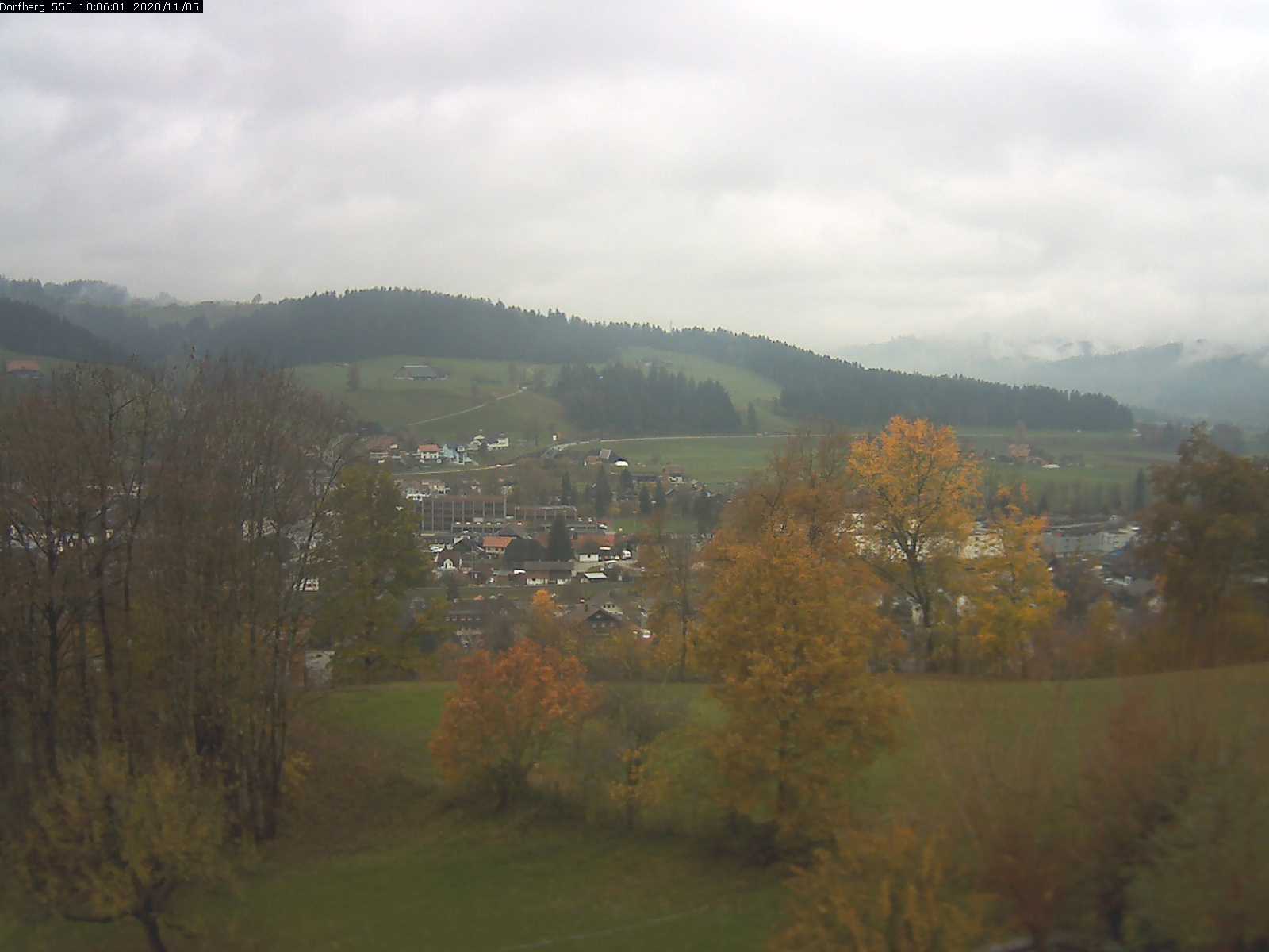 Webcam-Bild: Aussicht vom Dorfberg in Langnau 20201105-100601