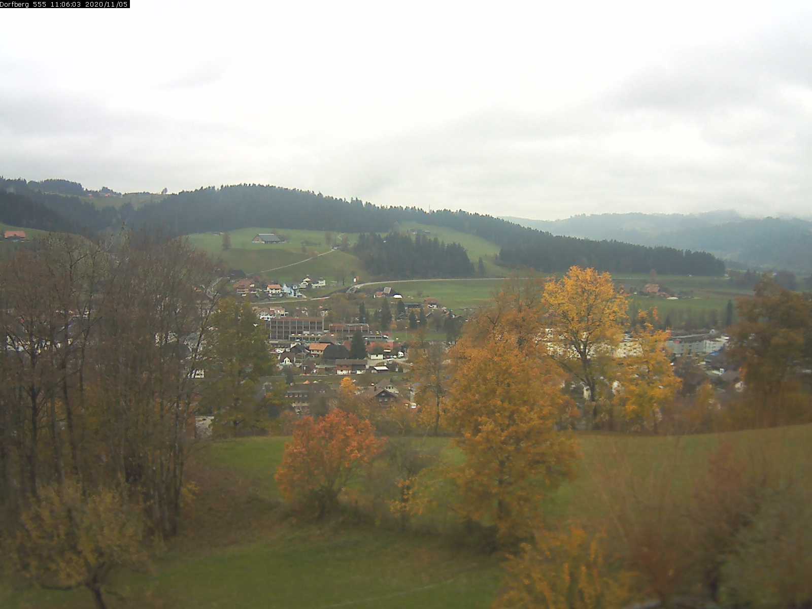 Webcam-Bild: Aussicht vom Dorfberg in Langnau 20201105-110601