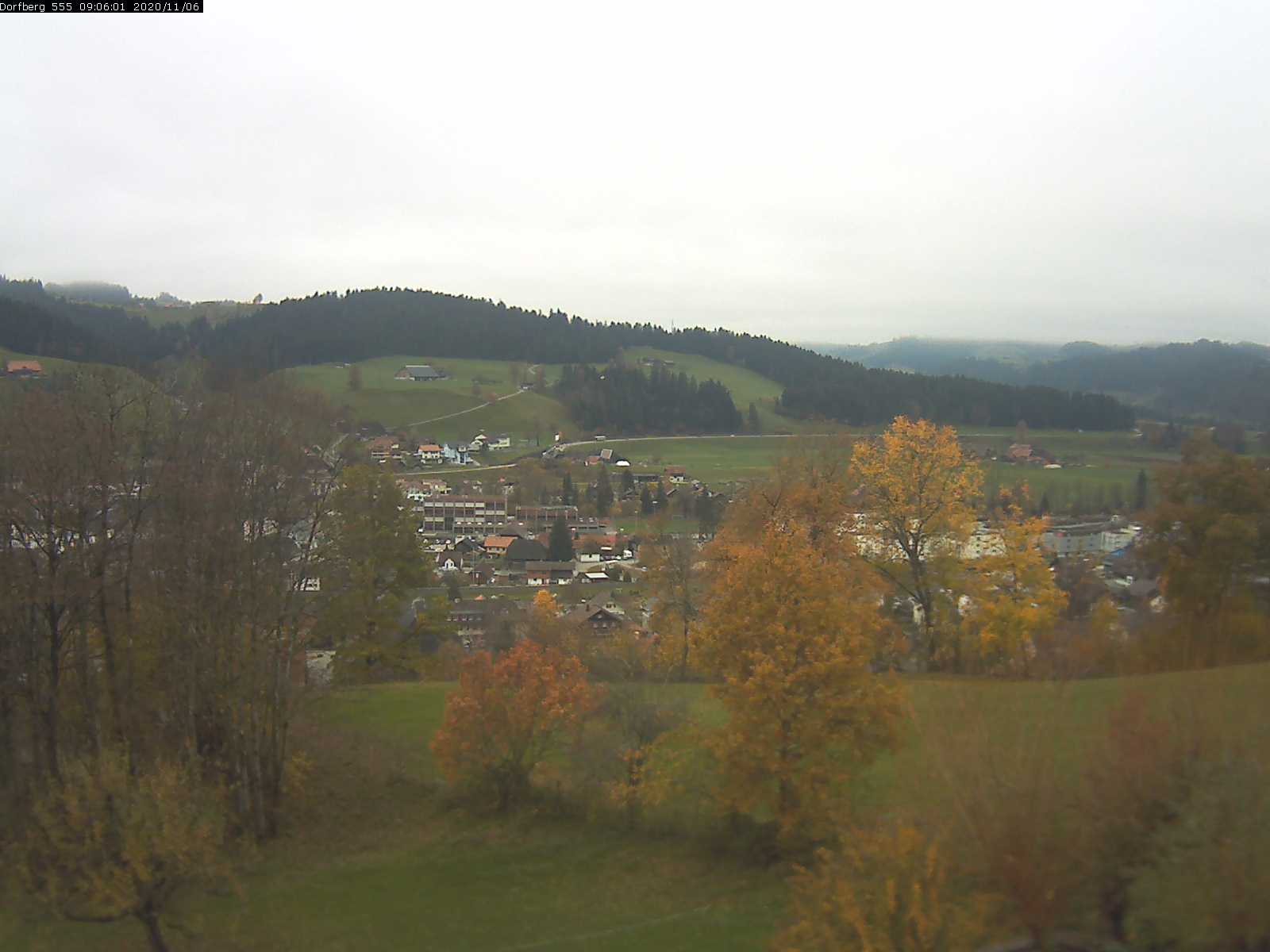 Webcam-Bild: Aussicht vom Dorfberg in Langnau 20201106-090601