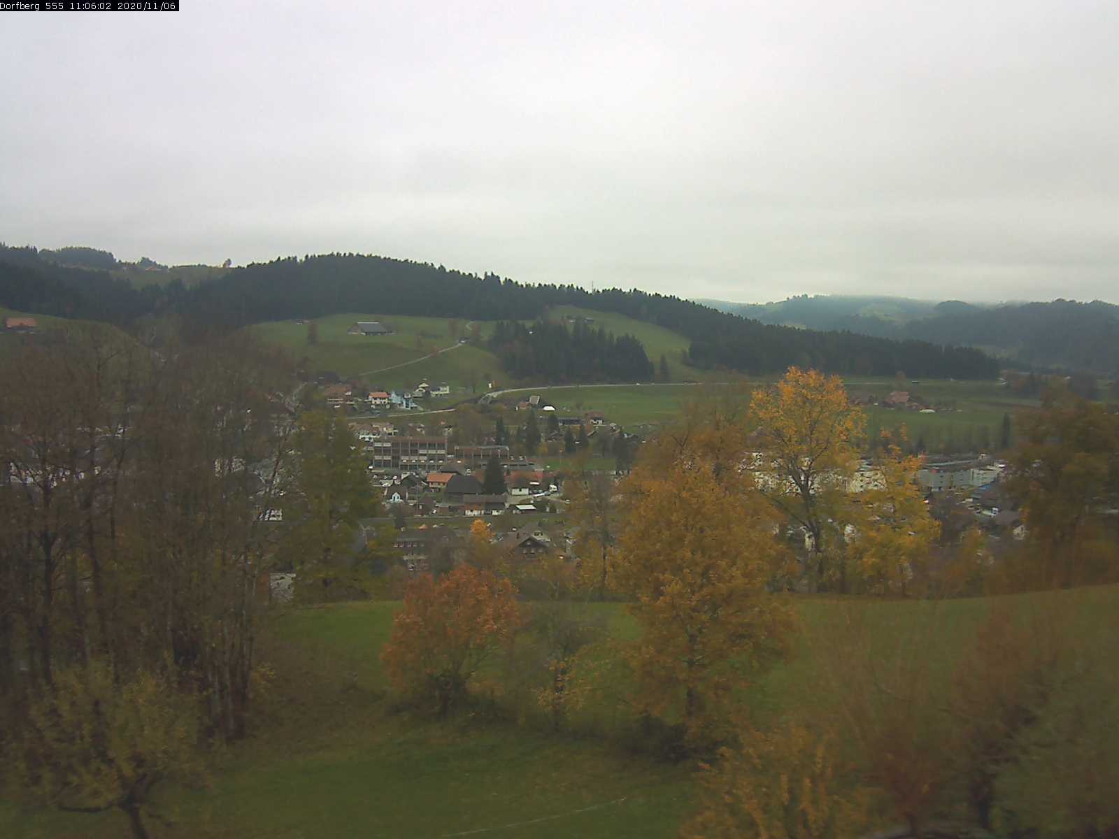 Webcam-Bild: Aussicht vom Dorfberg in Langnau 20201106-110601