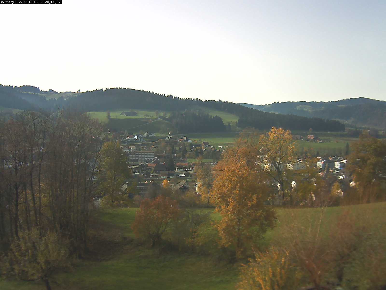 Webcam-Bild: Aussicht vom Dorfberg in Langnau 20201107-110601