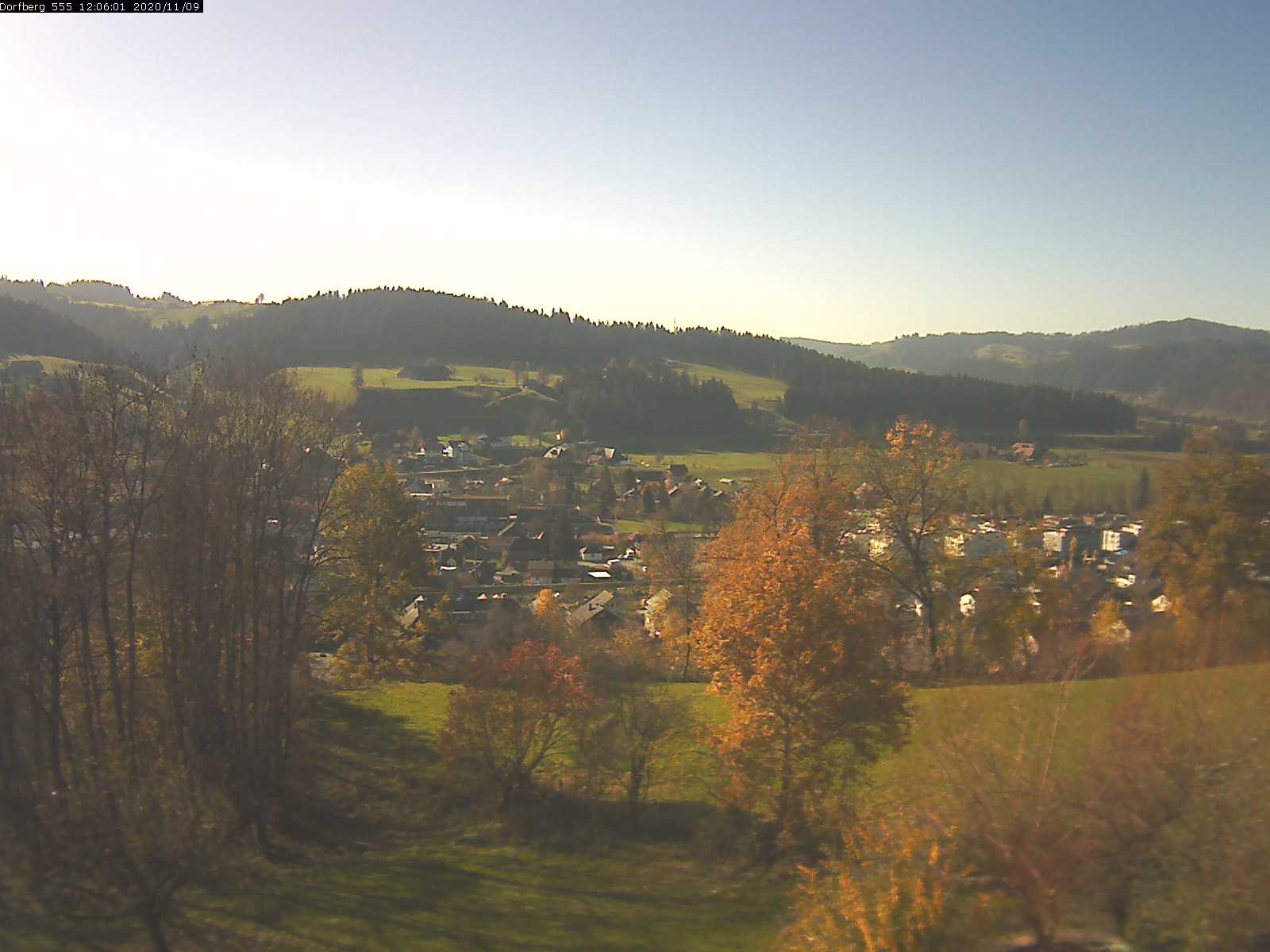 Webcam-Bild: Aussicht vom Dorfberg in Langnau 20201109-120601