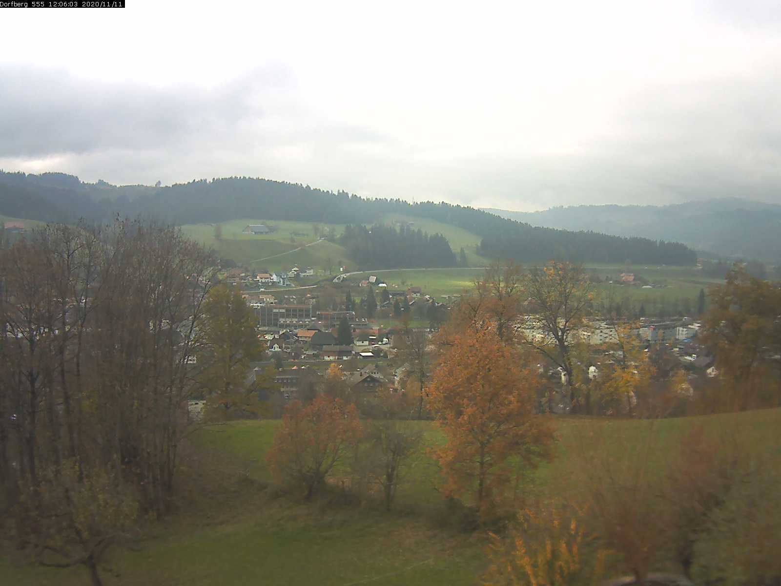 Webcam-Bild: Aussicht vom Dorfberg in Langnau 20201111-120601