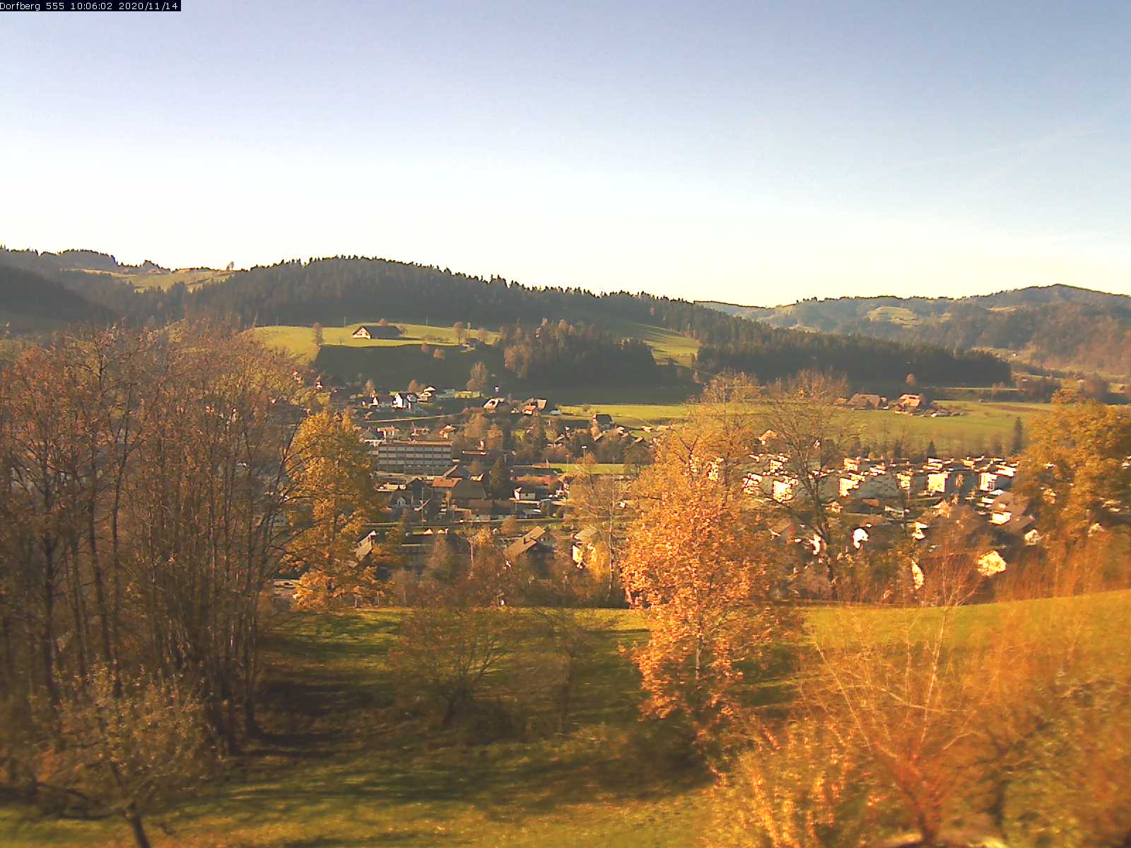 Webcam-Bild: Aussicht vom Dorfberg in Langnau 20201114-100601
