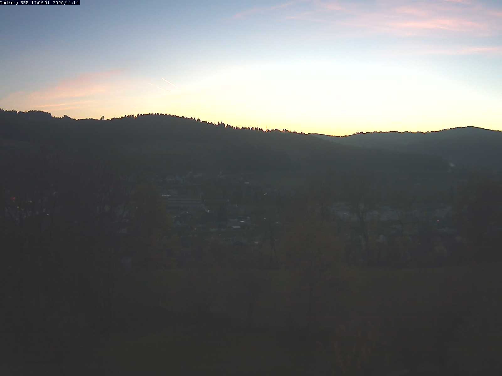 Webcam-Bild: Aussicht vom Dorfberg in Langnau 20201114-170601