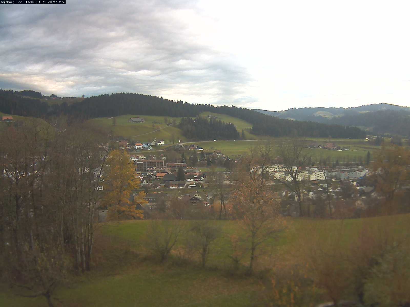Webcam-Bild: Aussicht vom Dorfberg in Langnau 20201119-160601