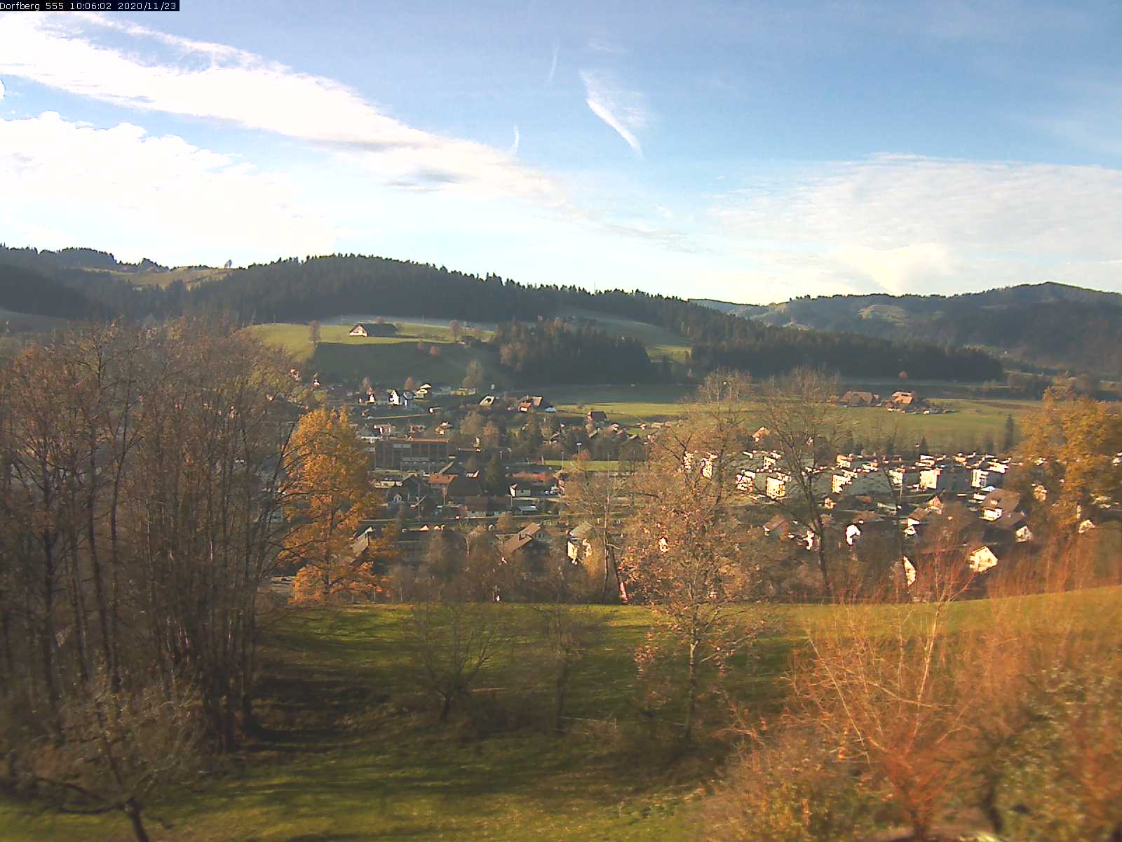 Webcam-Bild: Aussicht vom Dorfberg in Langnau 20201123-100601