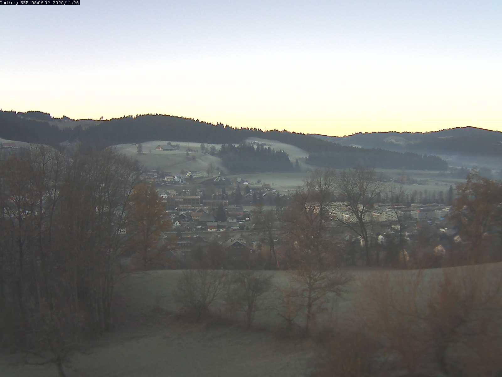 Webcam-Bild: Aussicht vom Dorfberg in Langnau 20201126-080601