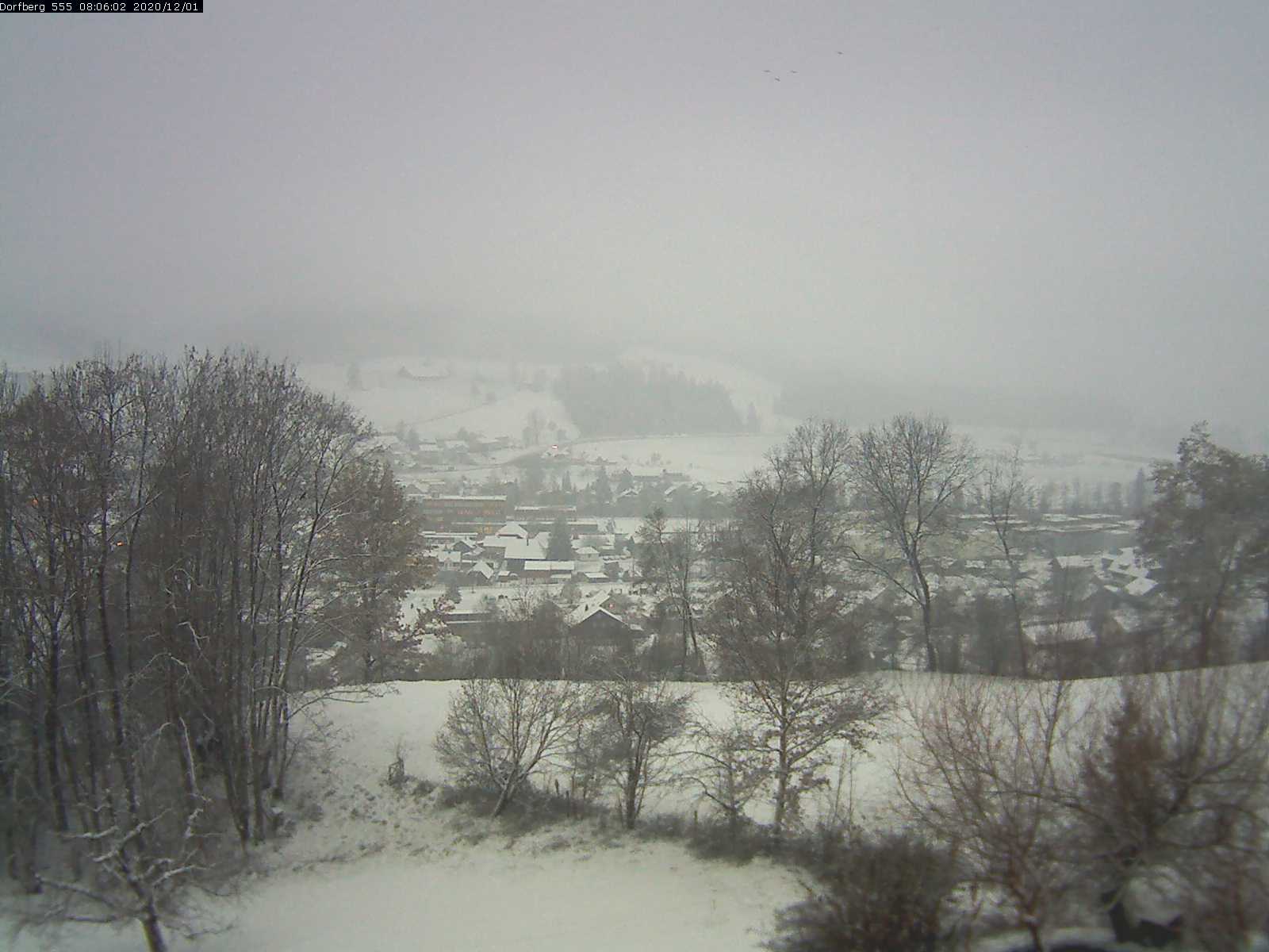 Webcam-Bild: Aussicht vom Dorfberg in Langnau 20201201-080601