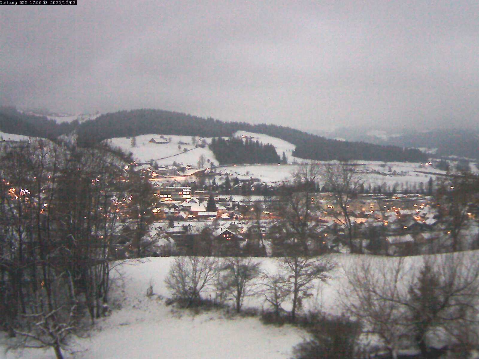 Webcam-Bild: Aussicht vom Dorfberg in Langnau 20201202-170601