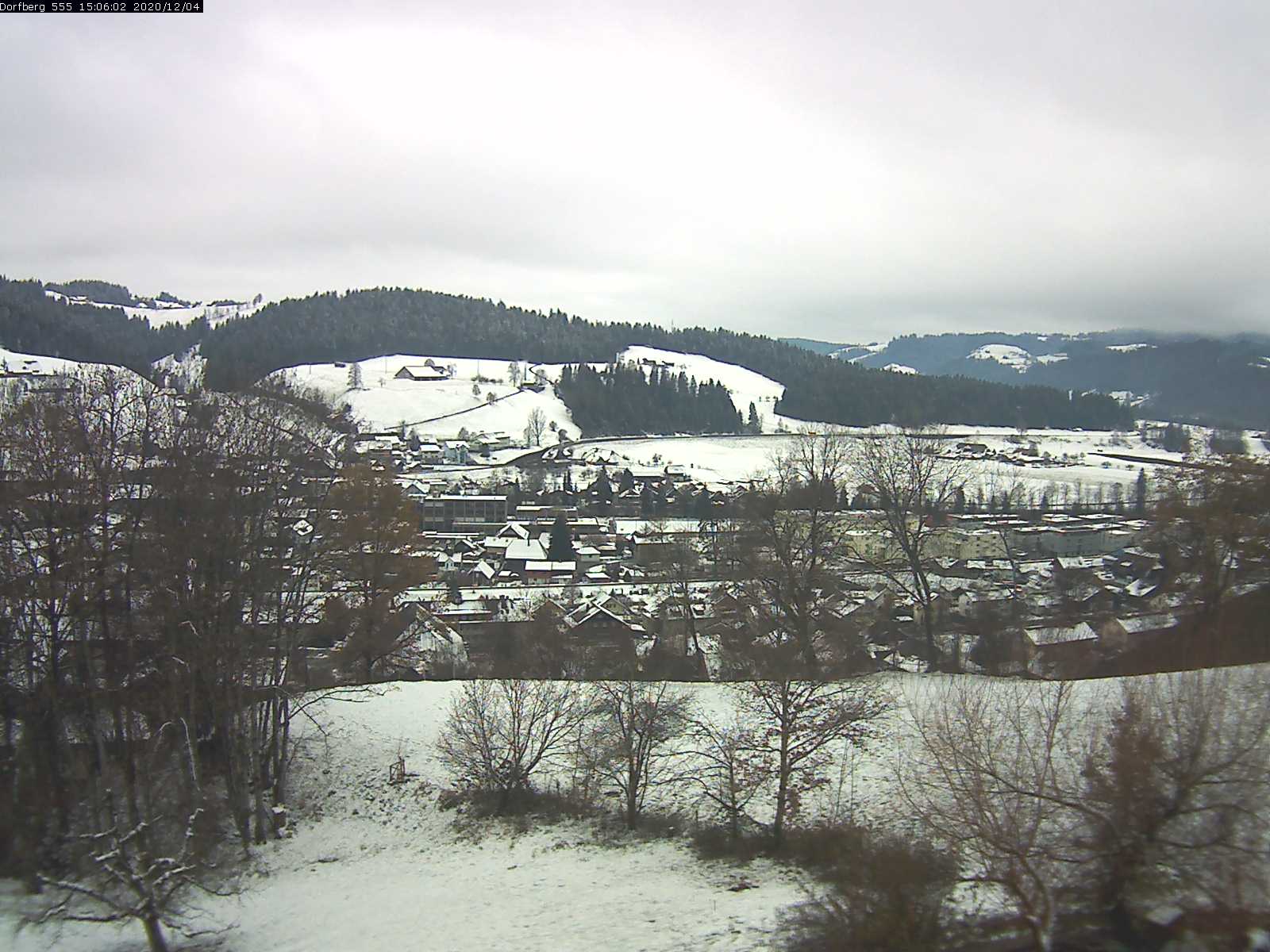 Webcam-Bild: Aussicht vom Dorfberg in Langnau 20201204-150601