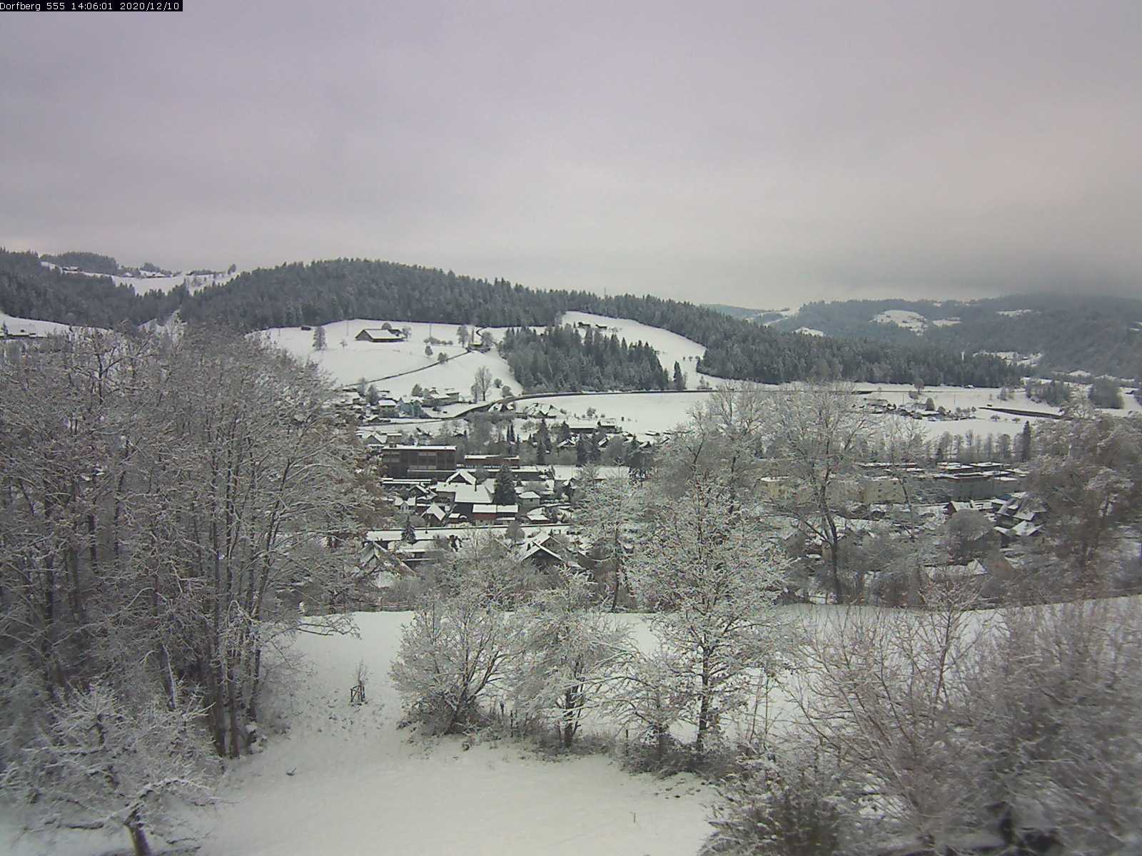 Webcam-Bild: Aussicht vom Dorfberg in Langnau 20201210-140601