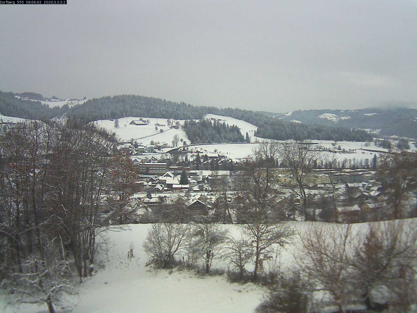 Webcam-Bild: Aussicht vom Dorfberg in Langnau 20201212-080601