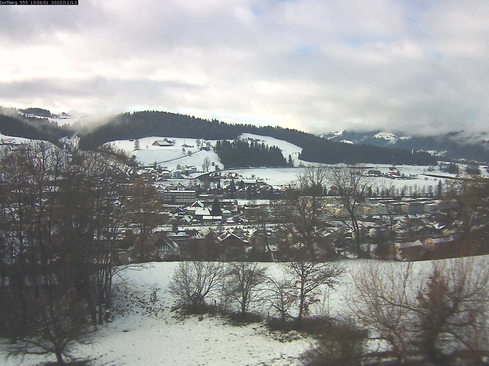 Webcam-Bild: Aussicht vom Dorfberg in Langnau 20201213-100601