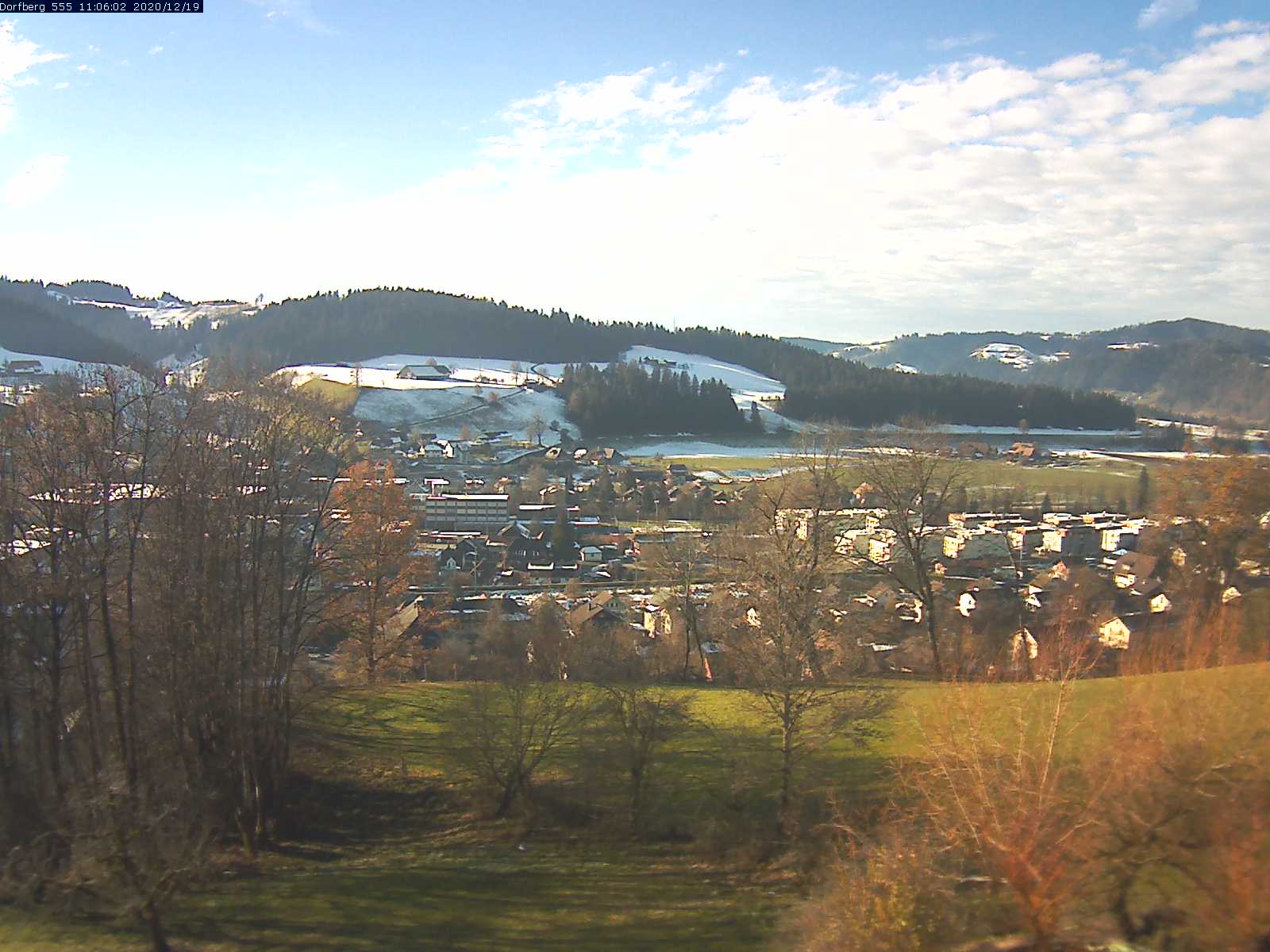 Webcam-Bild: Aussicht vom Dorfberg in Langnau 20201219-110601