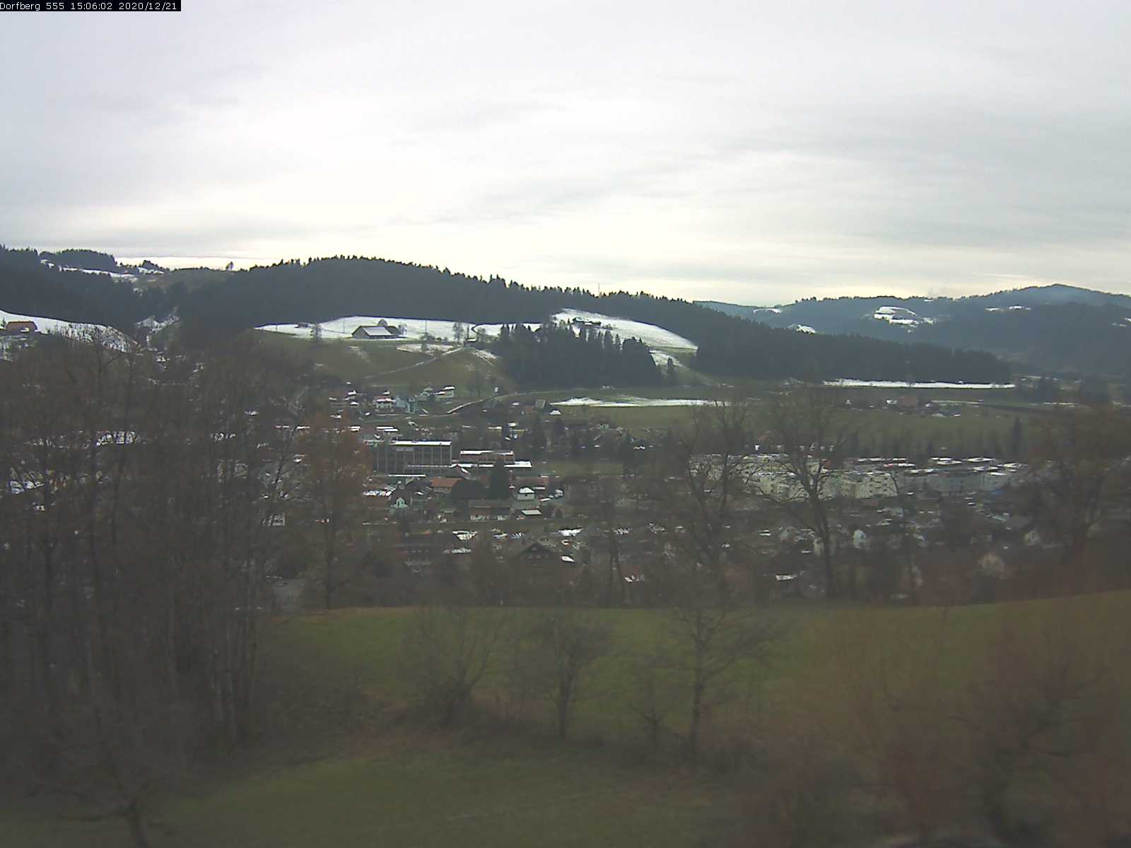 Webcam-Bild: Aussicht vom Dorfberg in Langnau 20201221-150601