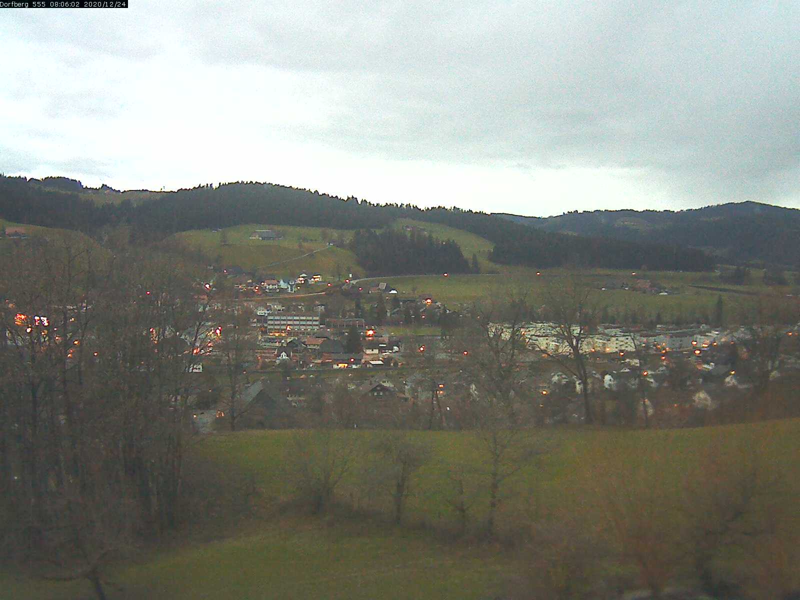 Webcam-Bild: Aussicht vom Dorfberg in Langnau 20201224-080601