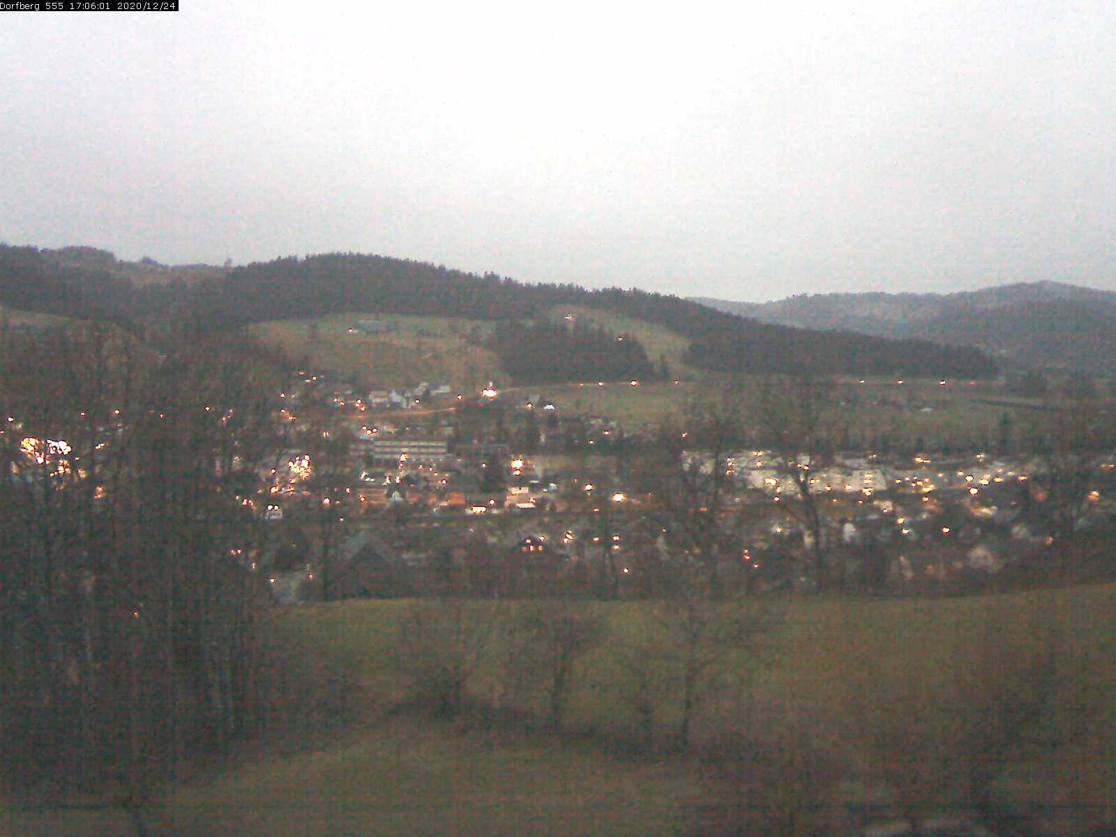 Webcam-Bild: Aussicht vom Dorfberg in Langnau 20201224-170601