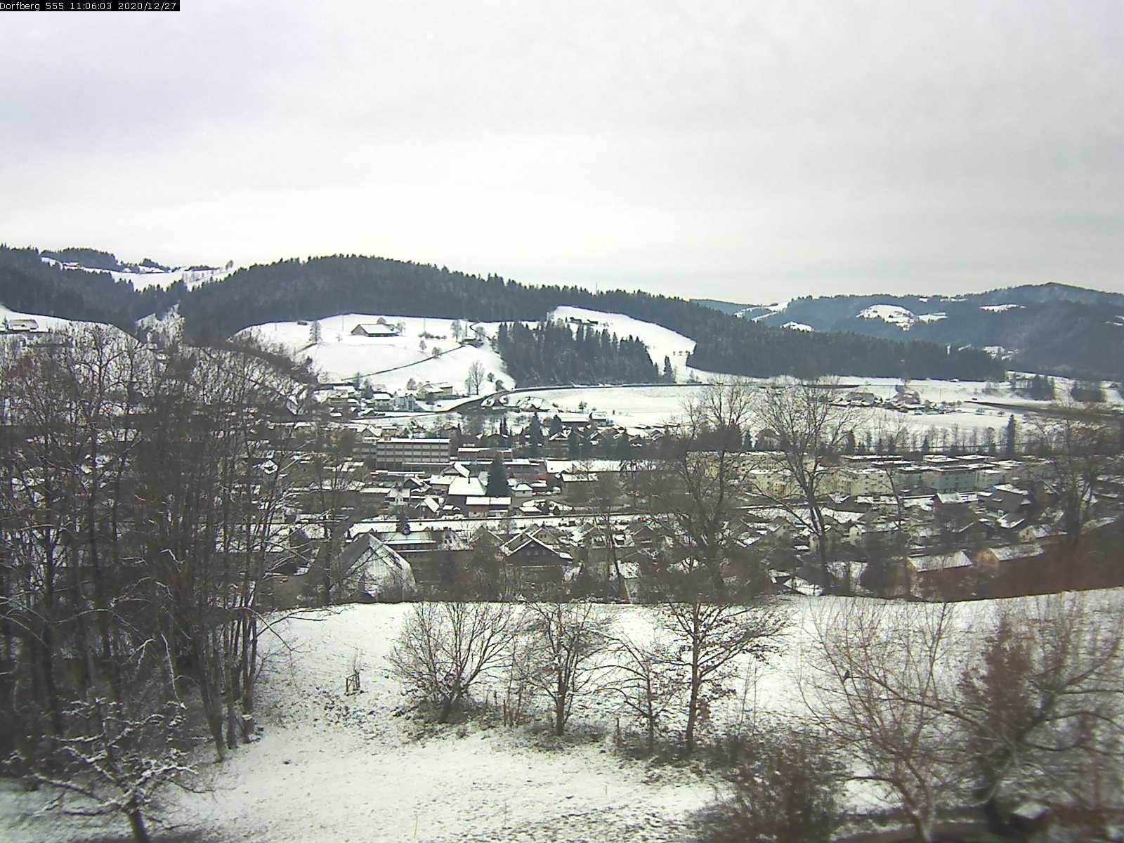 Webcam-Bild: Aussicht vom Dorfberg in Langnau 20201227-110602