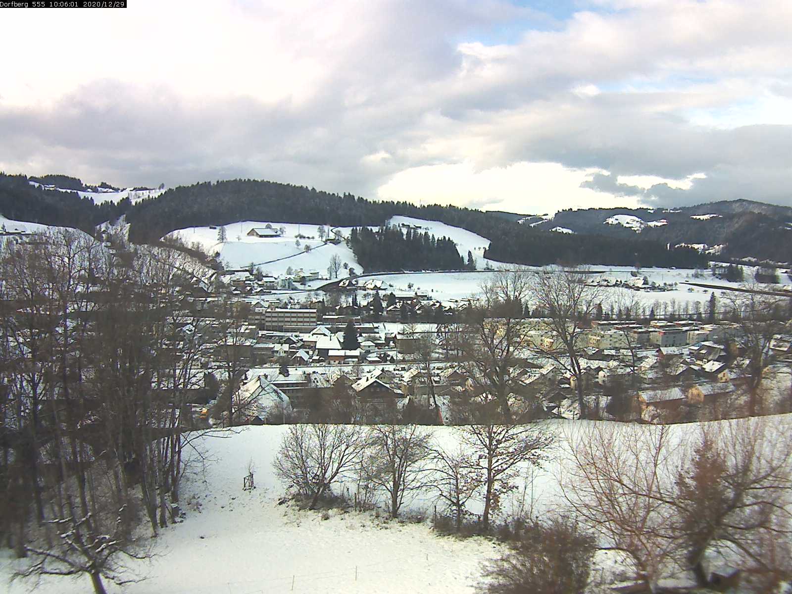 Webcam-Bild: Aussicht vom Dorfberg in Langnau 20201229-100601