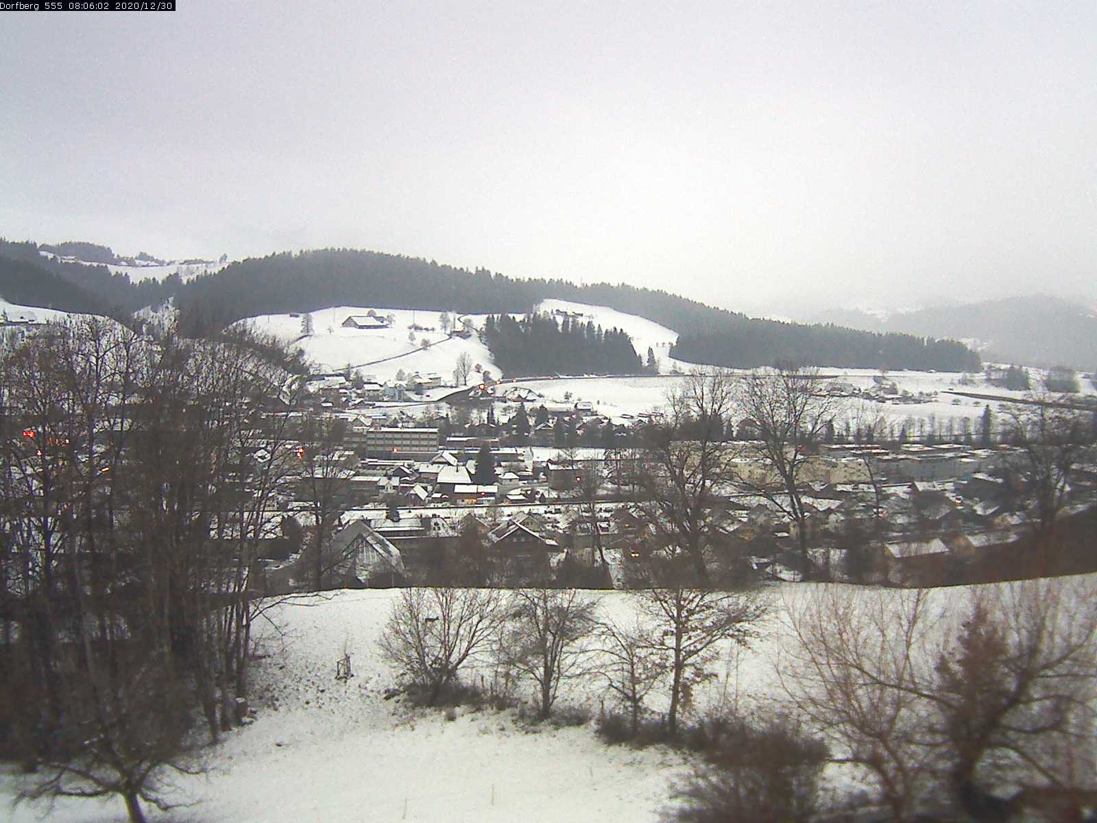 Webcam-Bild: Aussicht vom Dorfberg in Langnau 20201230-080602