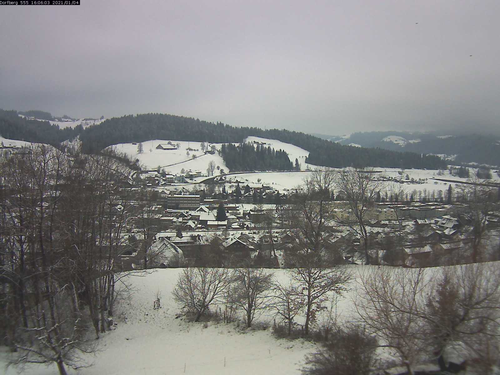 Webcam-Bild: Aussicht vom Dorfberg in Langnau 20210104-160601